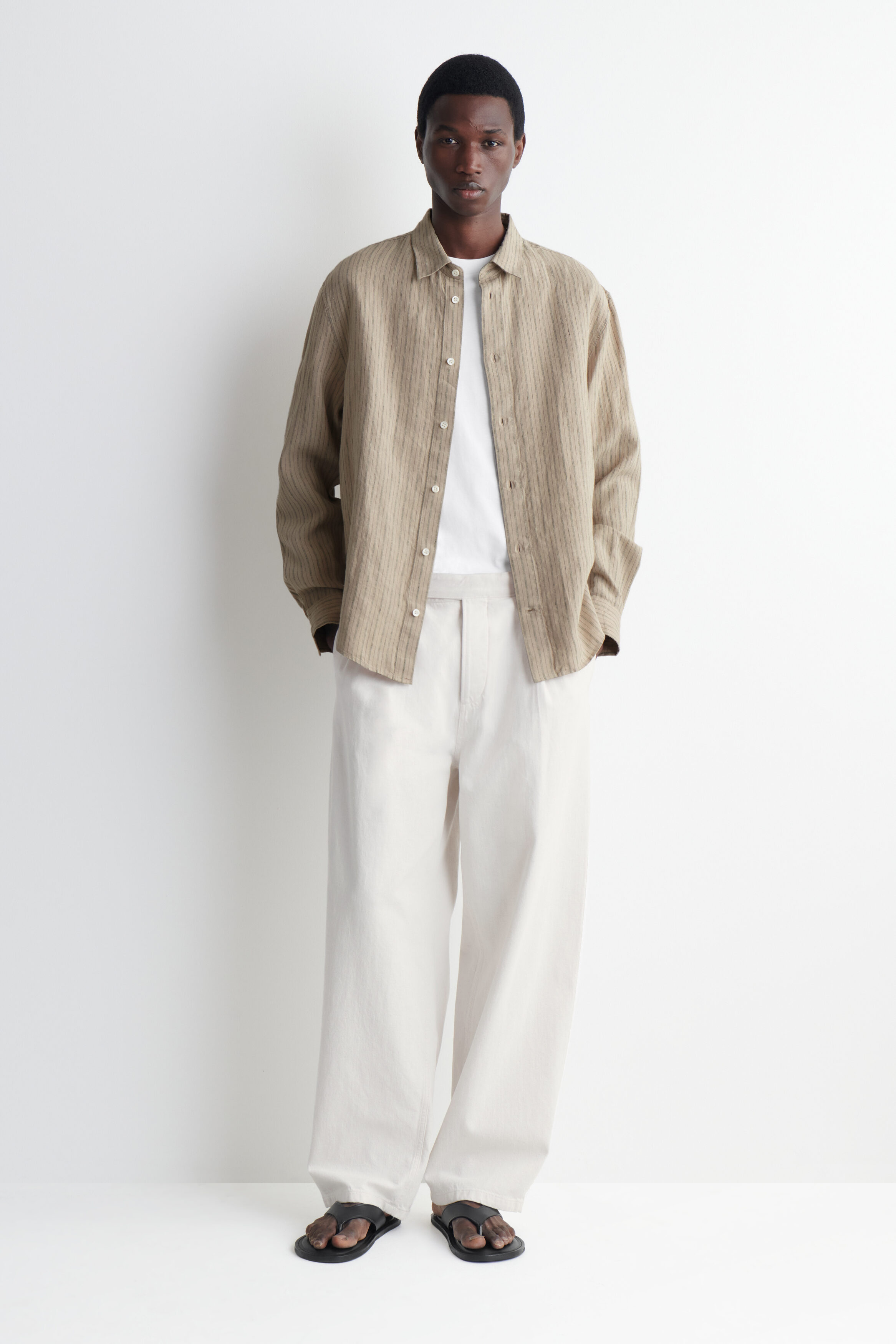 RELAXED LIGHTWEIGHT COTTON T-SHIRT - thumbnail 2