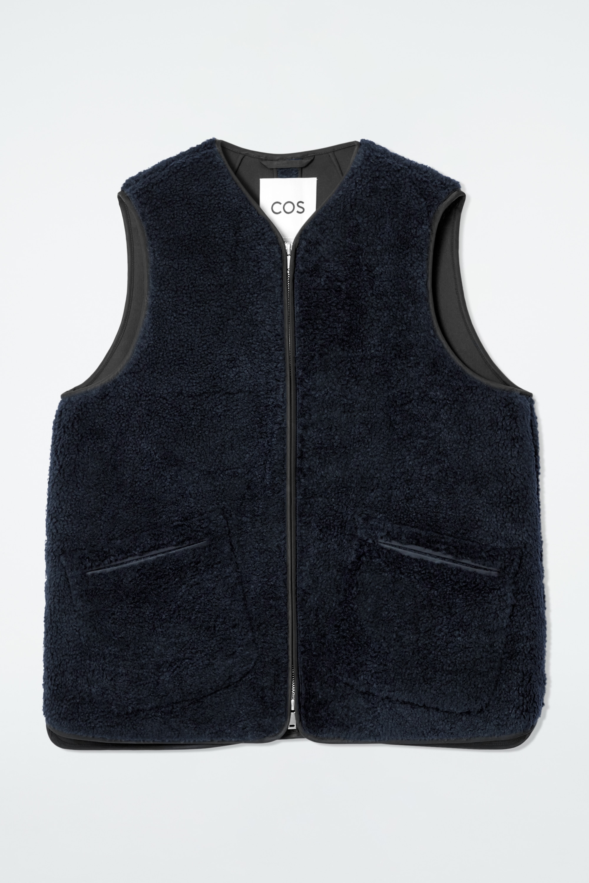 CHALECO OVERSIZE DE BORREGUITO SINTÉTICO - AZUL MARINO/MARFIL