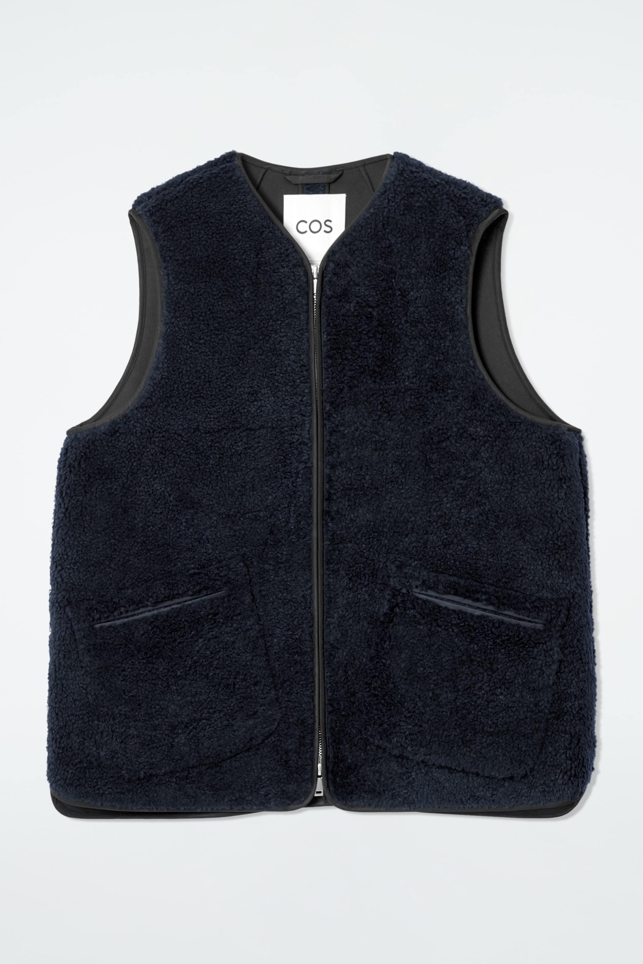 Grösseres Bild ansehen: OVERSIZED-WESTE AUS KUNSTLAMMFELL - NAVYBLAU - DAMEN | H&M CH 6