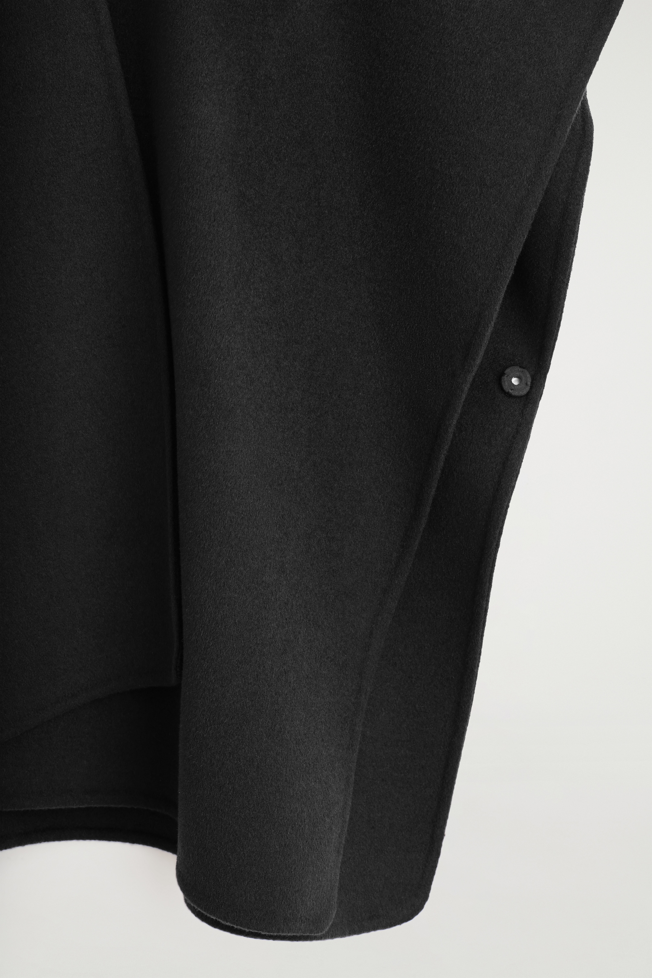 Zobraziť väčší obrázok: Obojstranný vlnený šálový plášť - Čierna - ŽENY | H&M SK 6