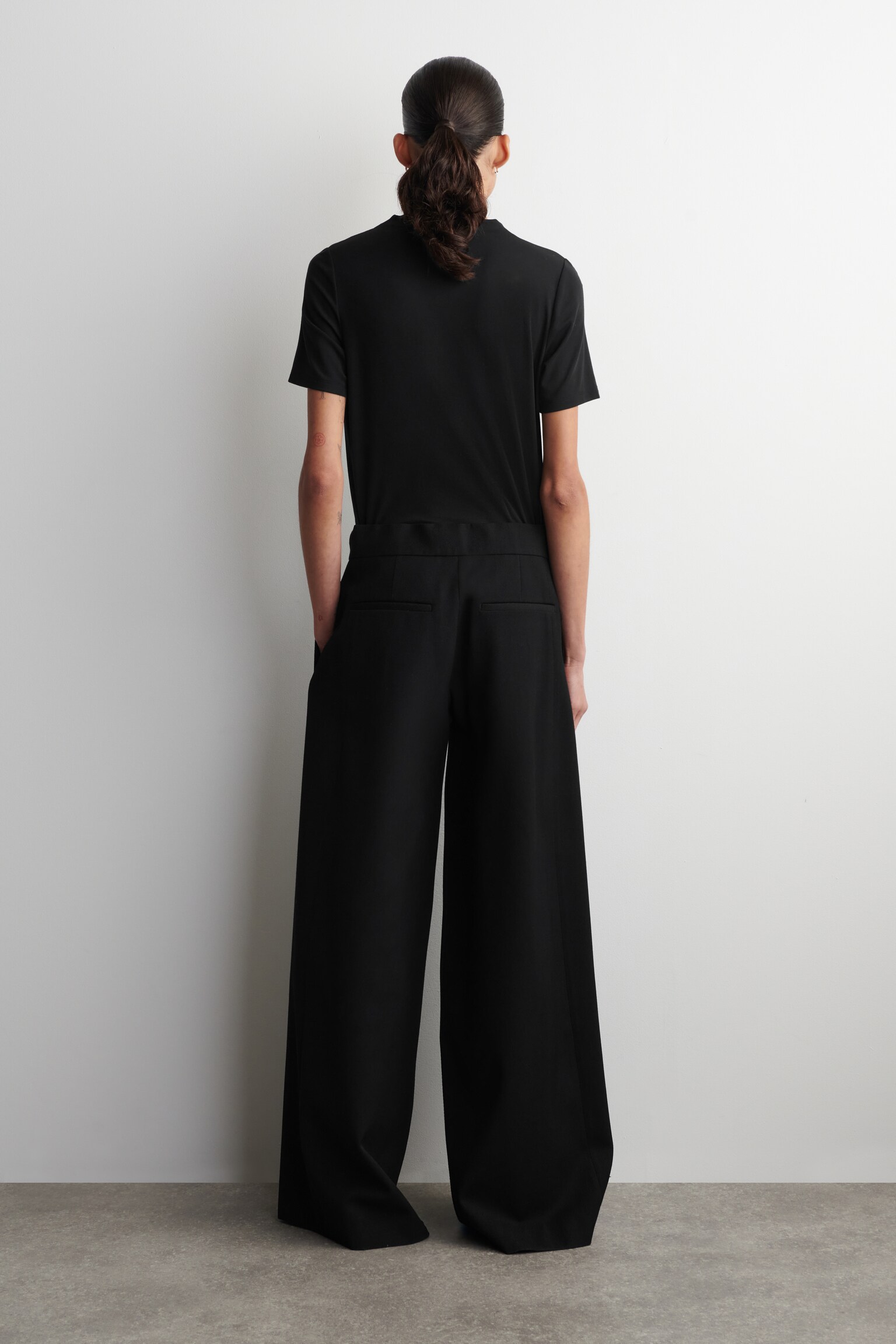 RELAXED WOOL-BLEND WIDE-LEG TROUSERS - BLACK/BURGUNDY/DARK GREEN - 3