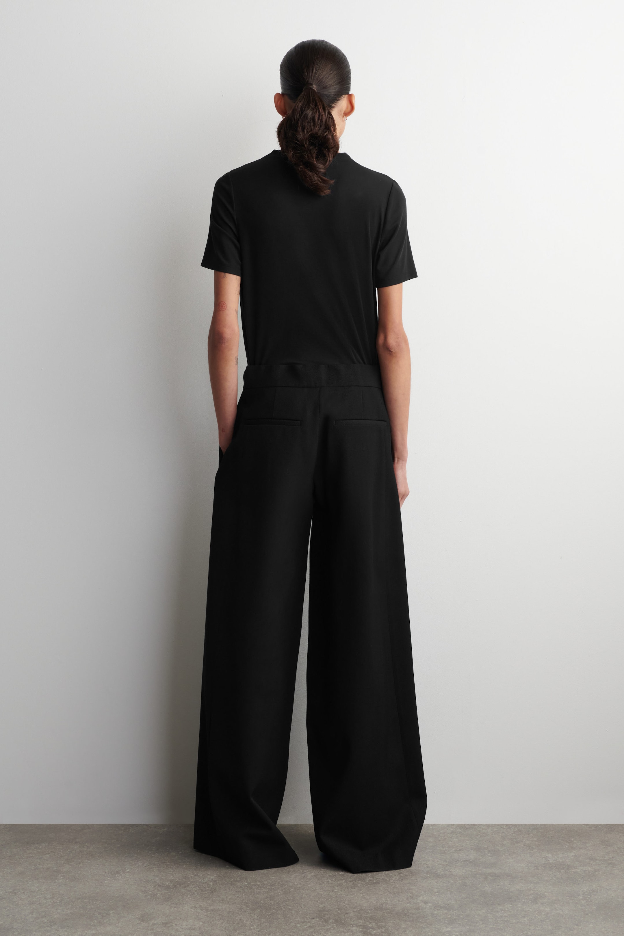 RELAXED WOOL-BLEND WIDE-LEG PANTS