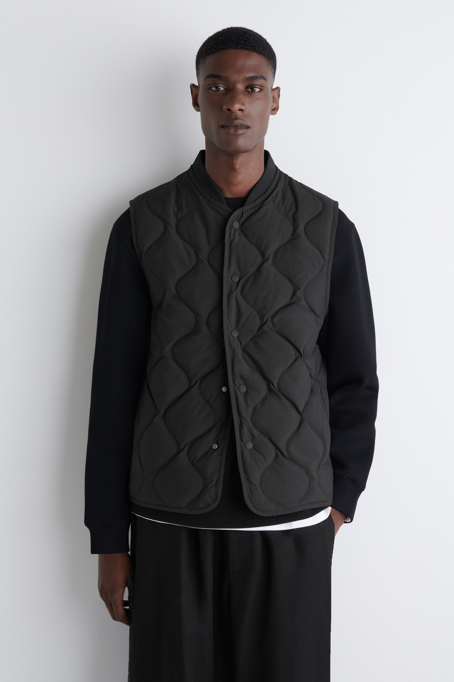 GILET TRAPUNTATO IN PIUMINO - NERO/BEIGE SCURO