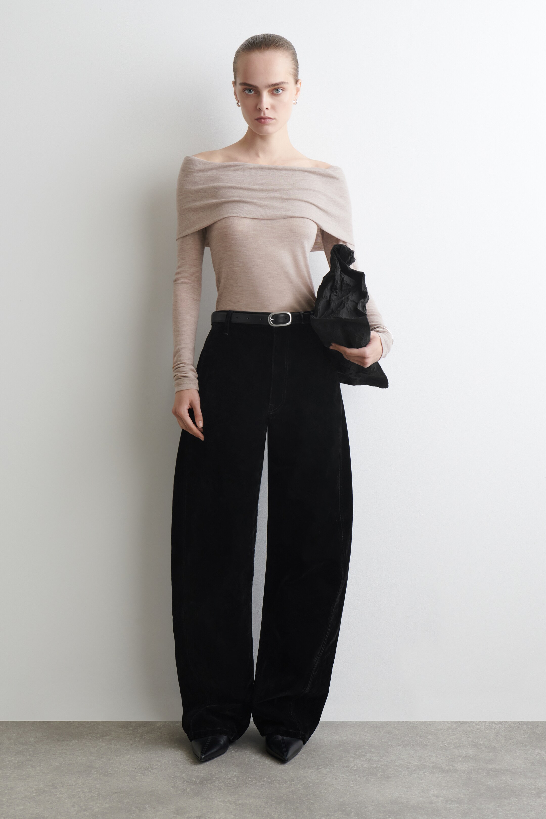 View larger image: OFF-THE-SHOULDER MERINO WOOL TOP - BEIGE - Ladies | H&M GB 2