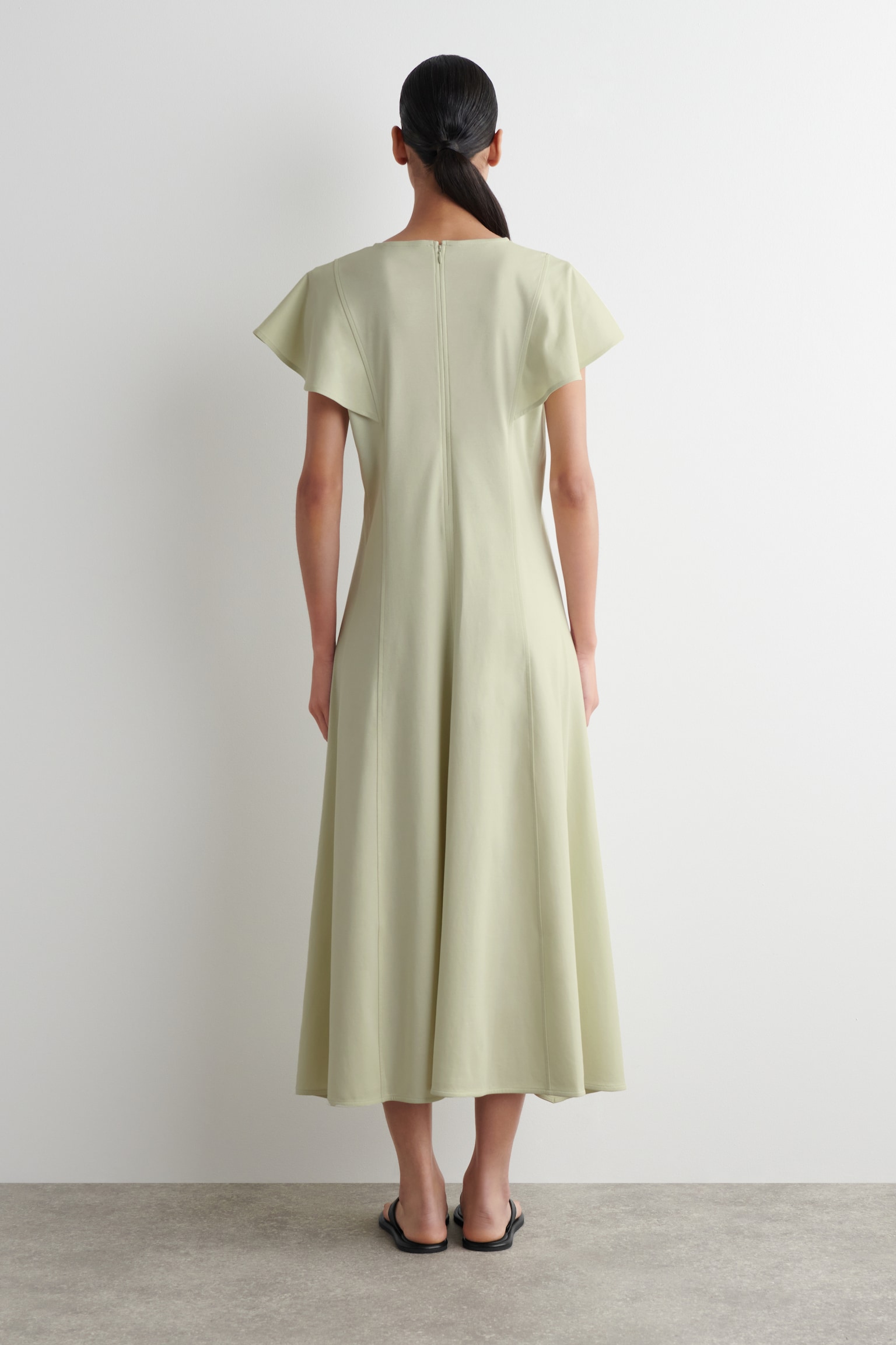 VESTIDO MIDI DE ALGODÓN CON MANGAS PÉTALO - VERDE CLARO/NEGRO - 5