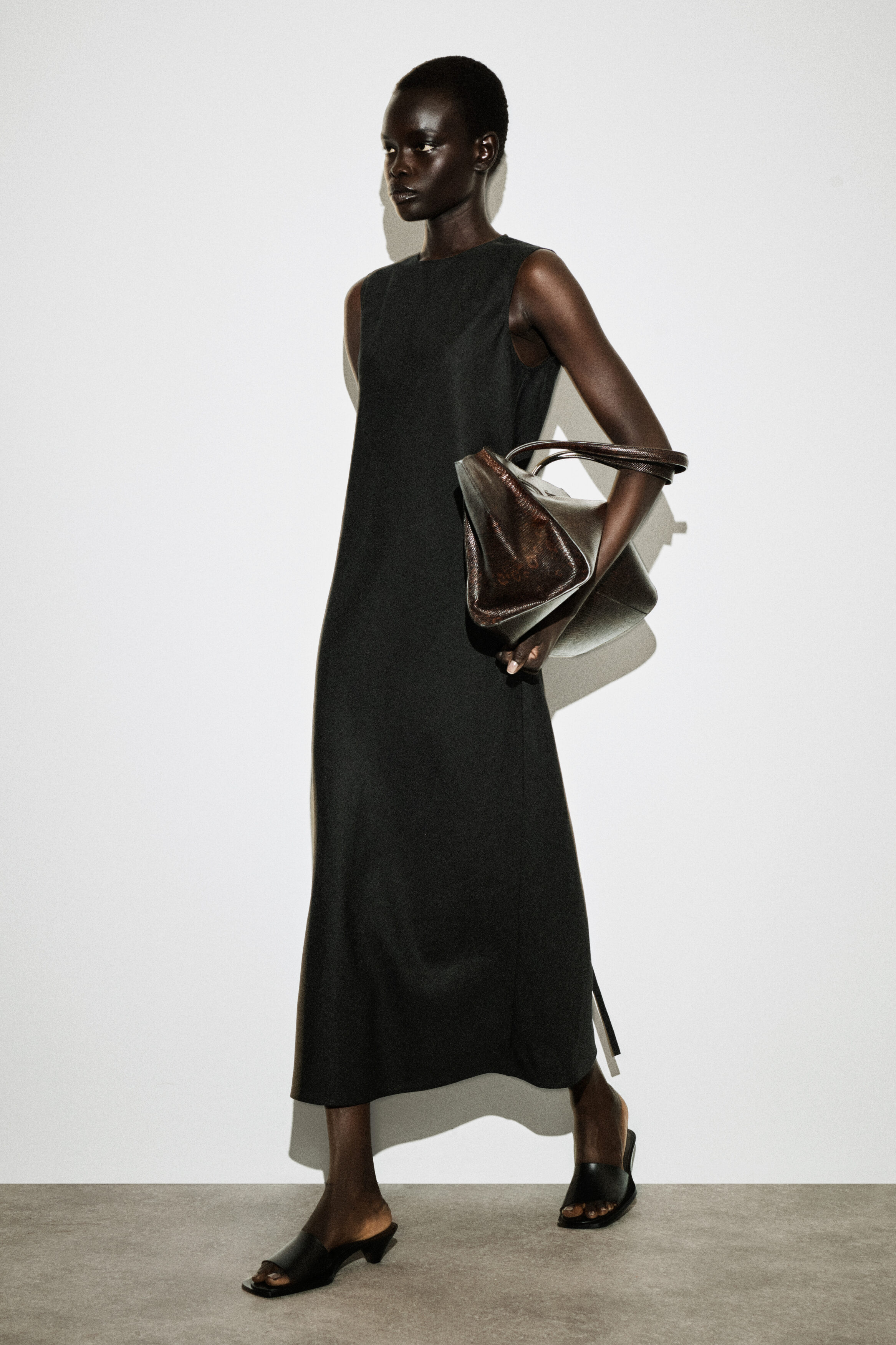 BIAS CUT LINEN BLEND MIDI DRESS - BLACK | COS US