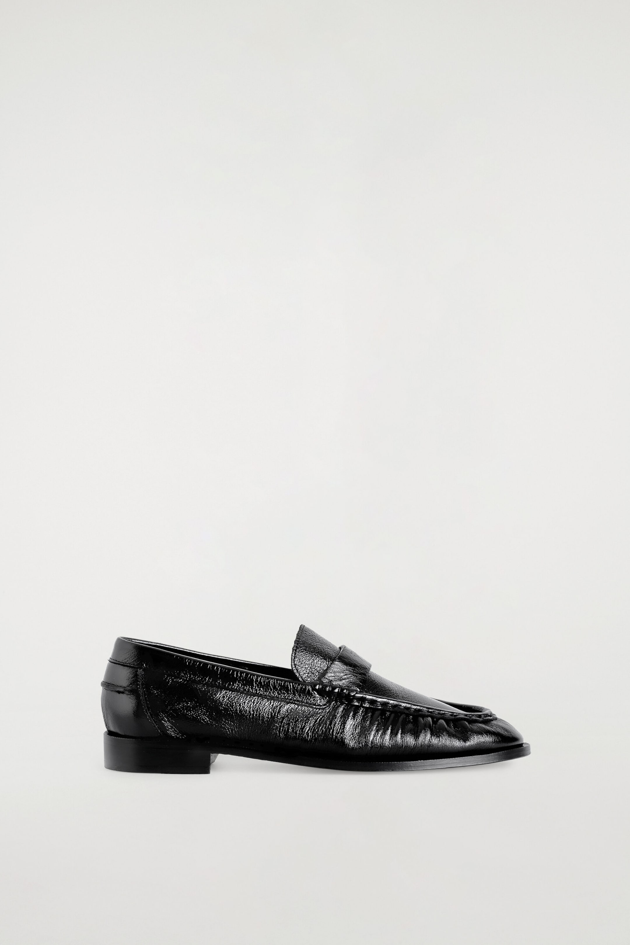 LOAFERS AUS LEDER IM MOKASSIN-STIL