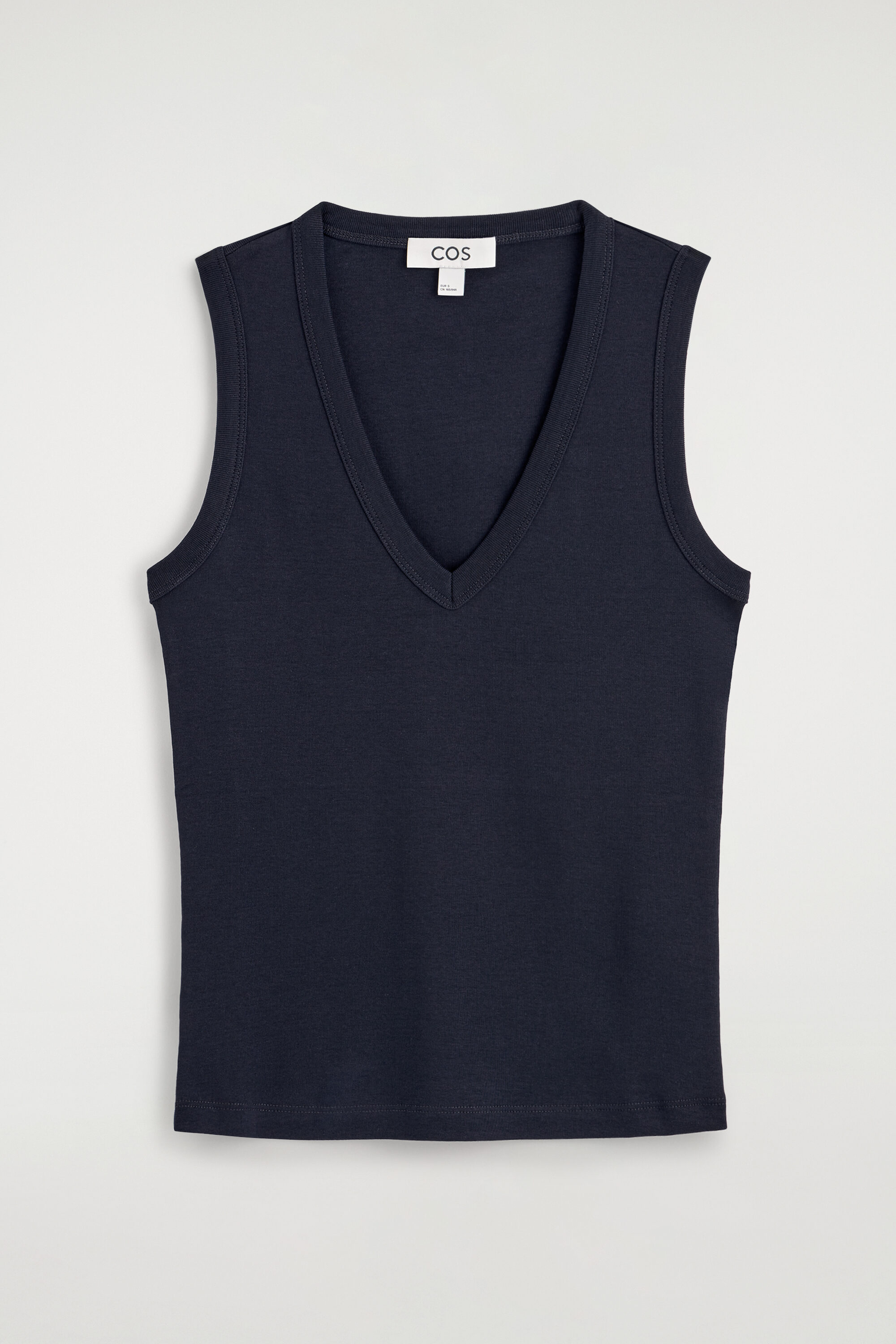 ベスト/ジレ COS - COS V-NECK SLEEVELESS TOPS COTTON V-NECK TANK TOP - NAVY | COS US