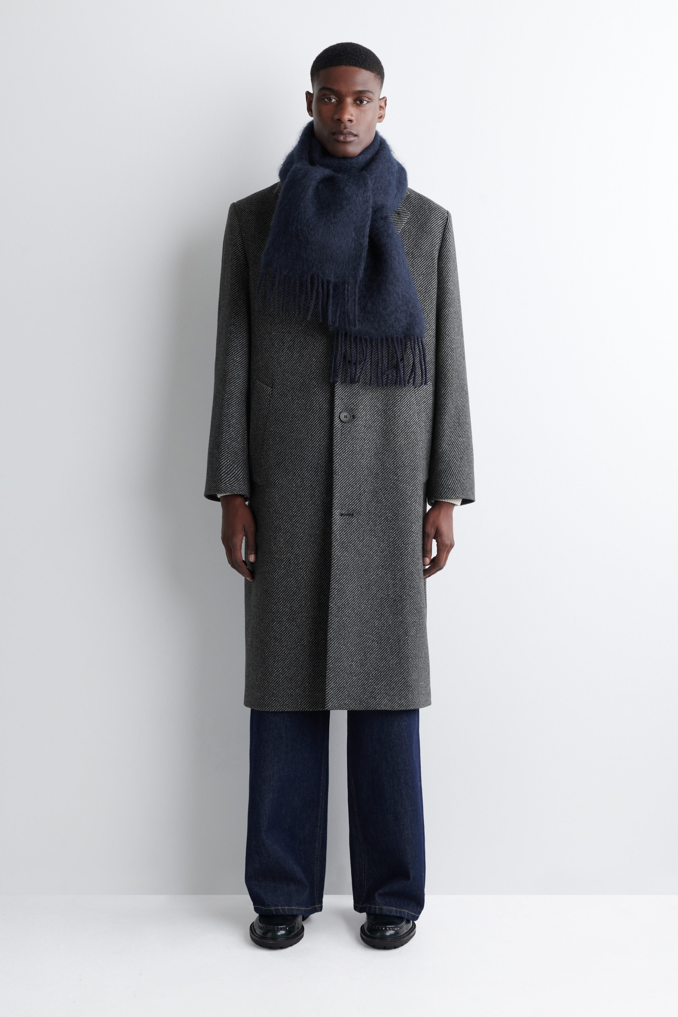 FRINGED MOHAIR SCARF - NAVY | COS US