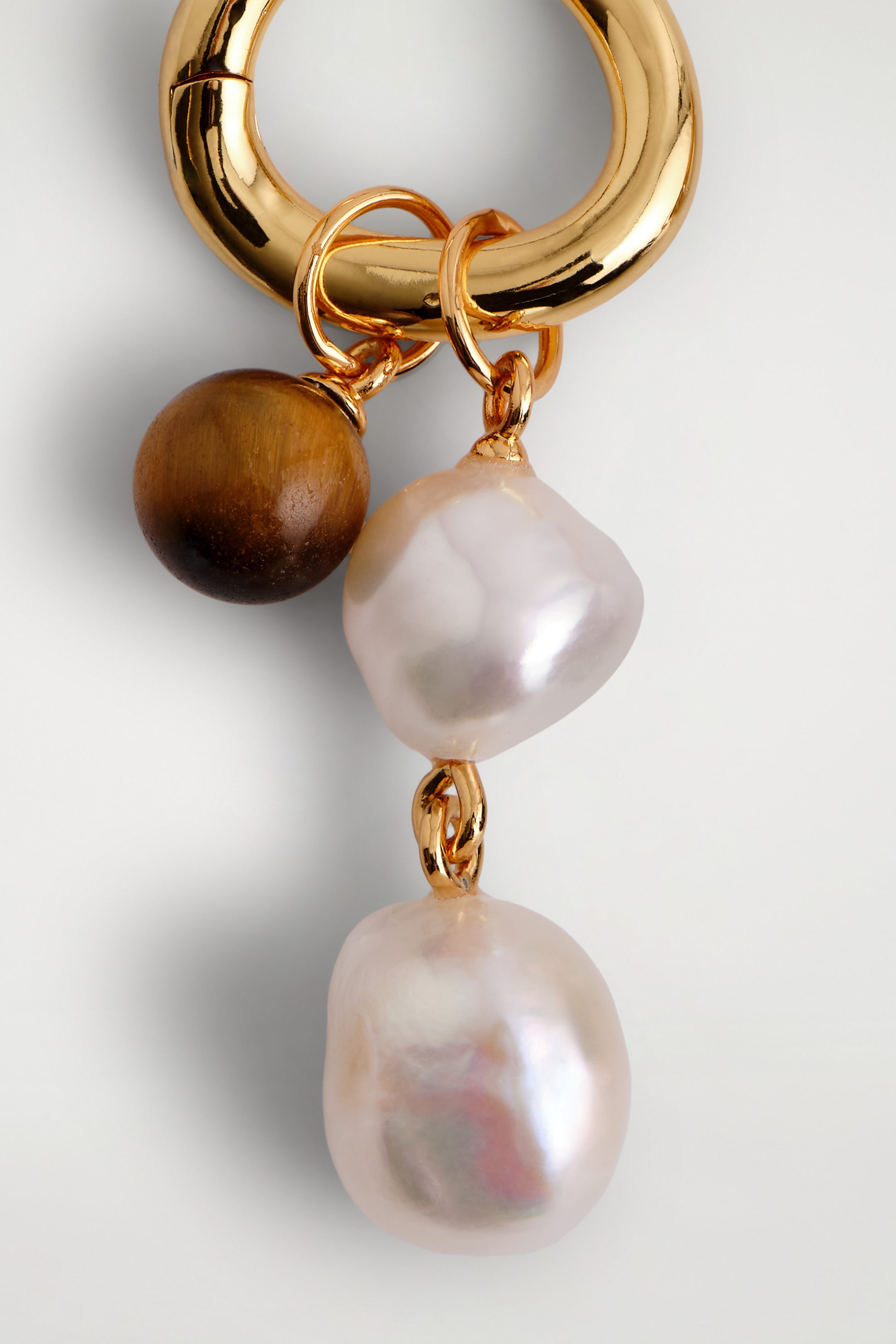 StillMedia/DescriptiveDetail