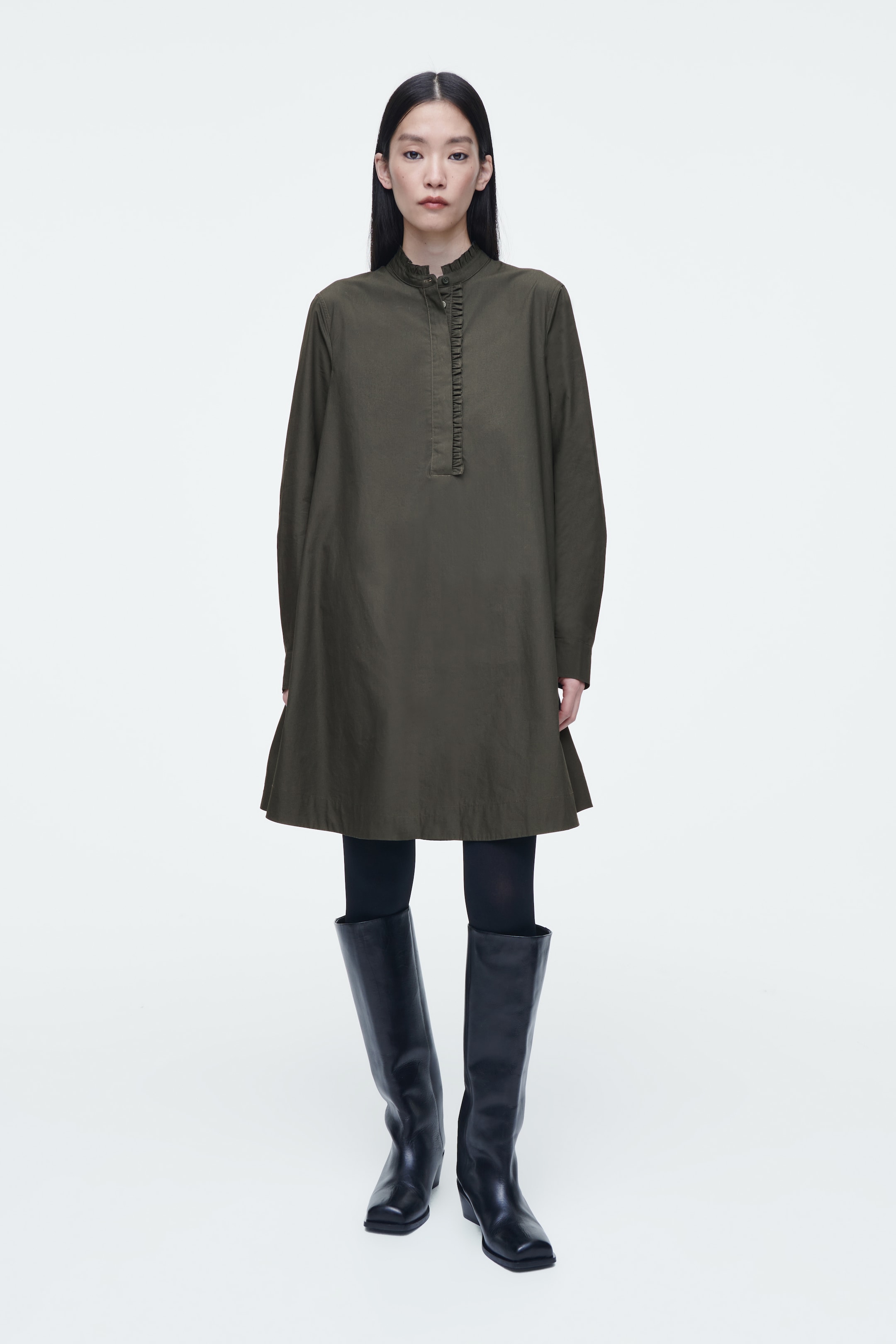 Grösseres Bild ansehen: SWING MINIKLEID MIT RÜSCHEN - DUNKLES KHAKI - DAMEN | H&M CH 1