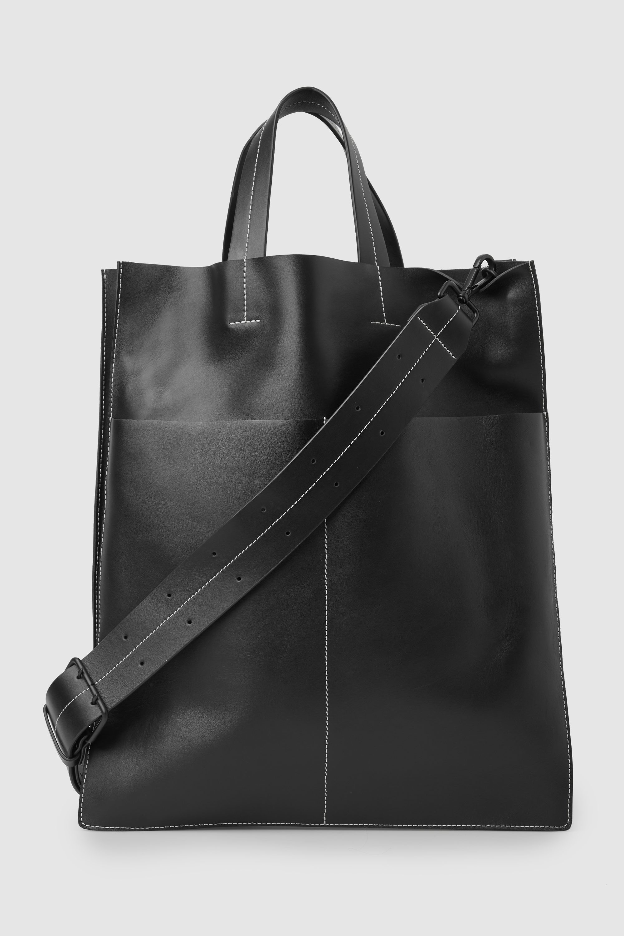 LEATHER TOTE BAG - BLACK | COS