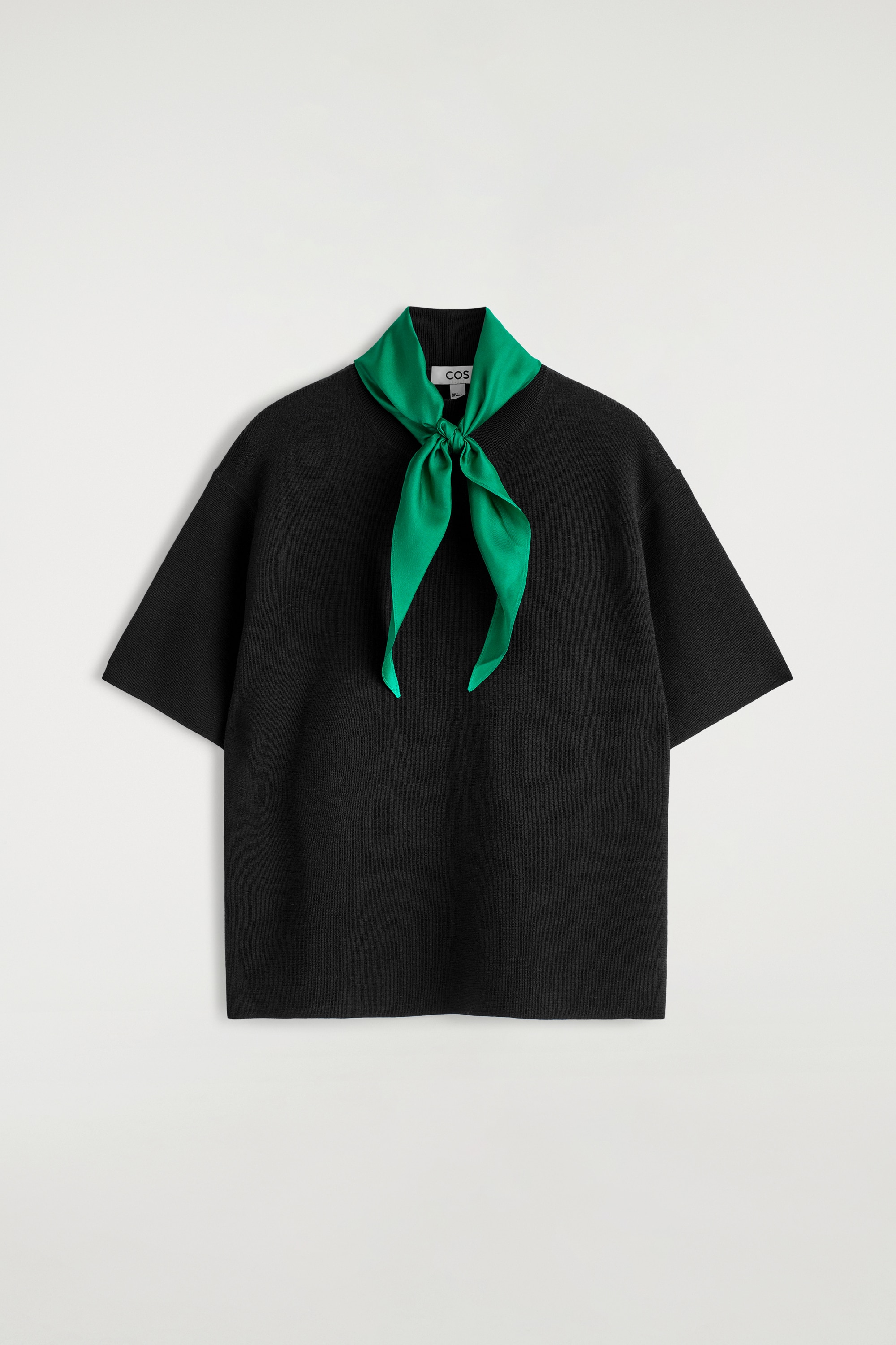 T-SHIRT À DÉTAIL FOULARD EN LAINE MÉRINOS - BLACK / GREEN/IVOIRE / CHOCOLAT