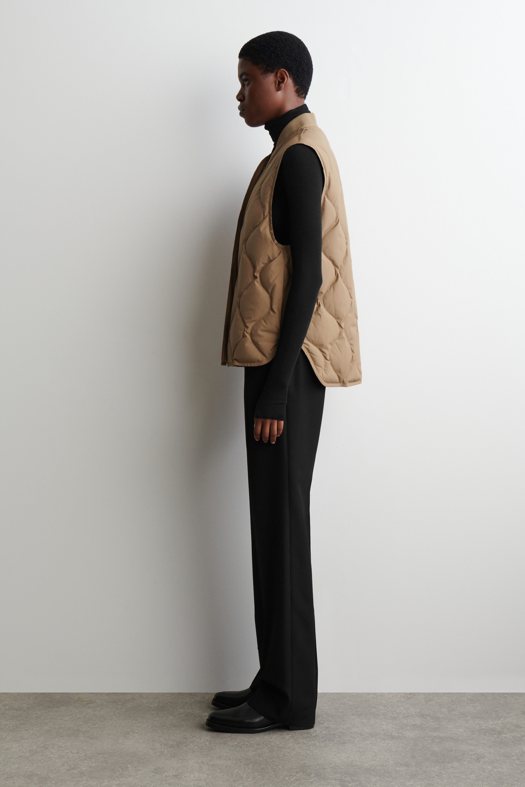 OVERSIZED QUILTED DOWN GILET