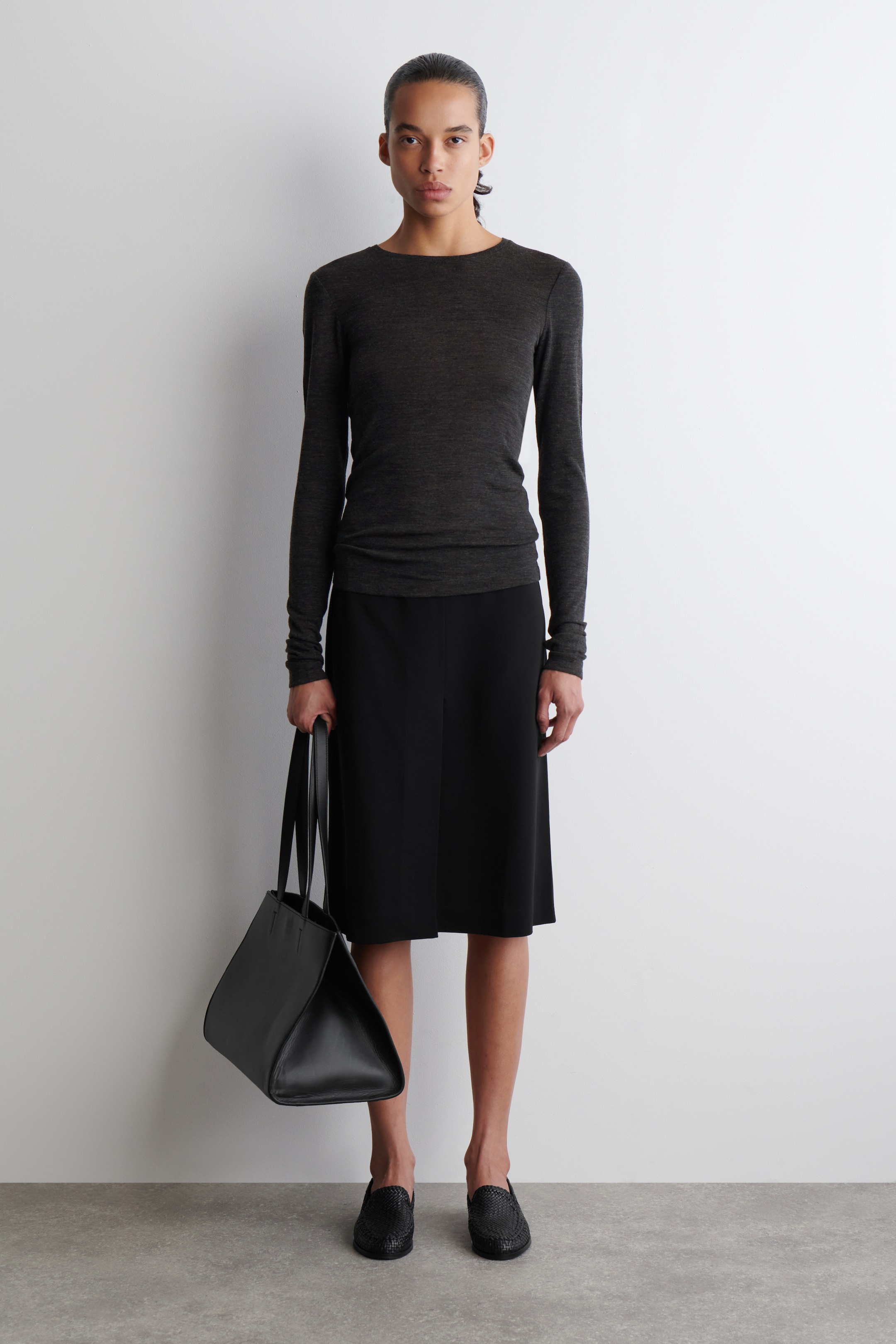 Ver imagen más grande: TOP AJUSTADO DE LANA MERINO - GRIS MARENGO JASPEADO - MUJER | H&M ES 2