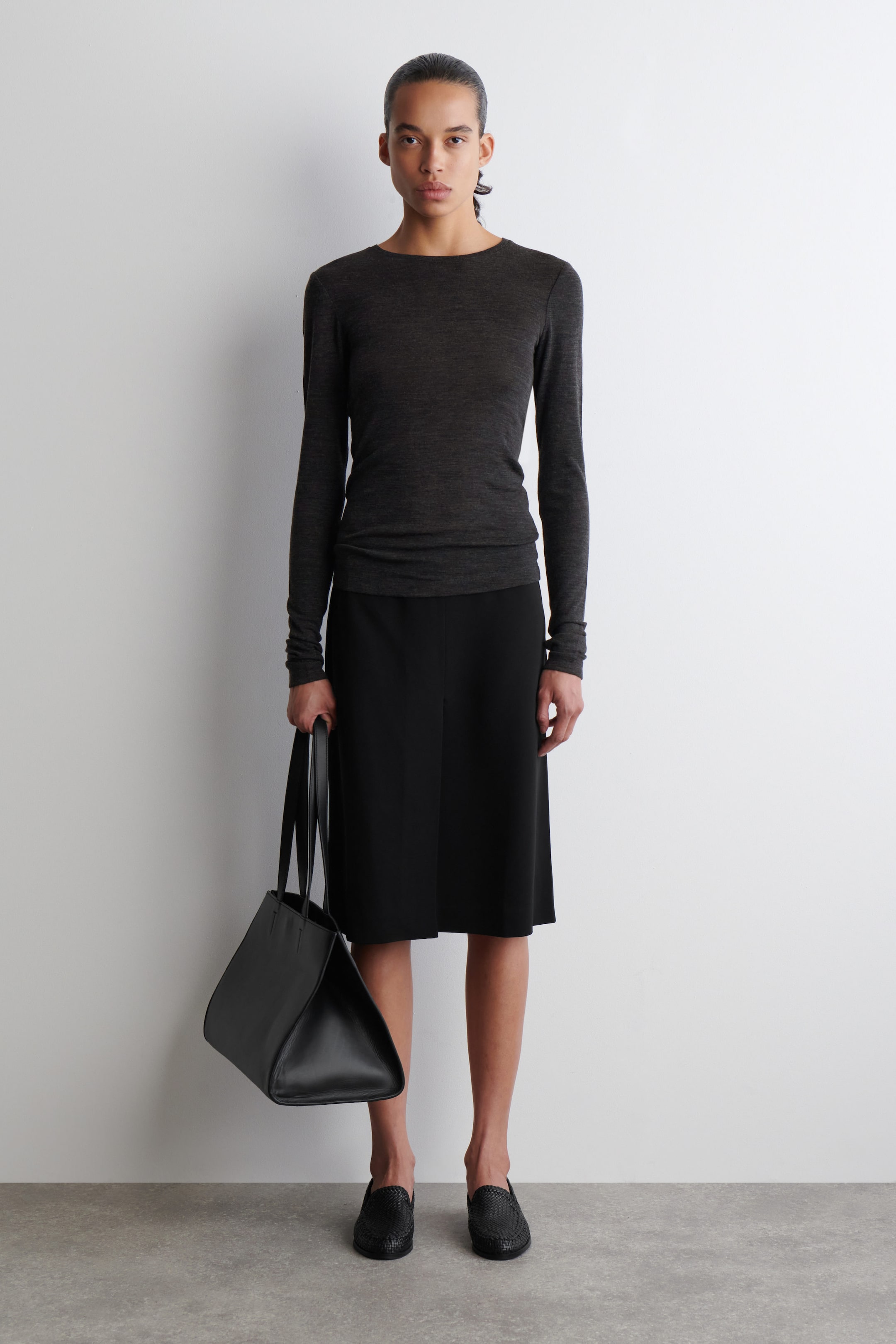 SLIM MERINO WOOL SWEATER