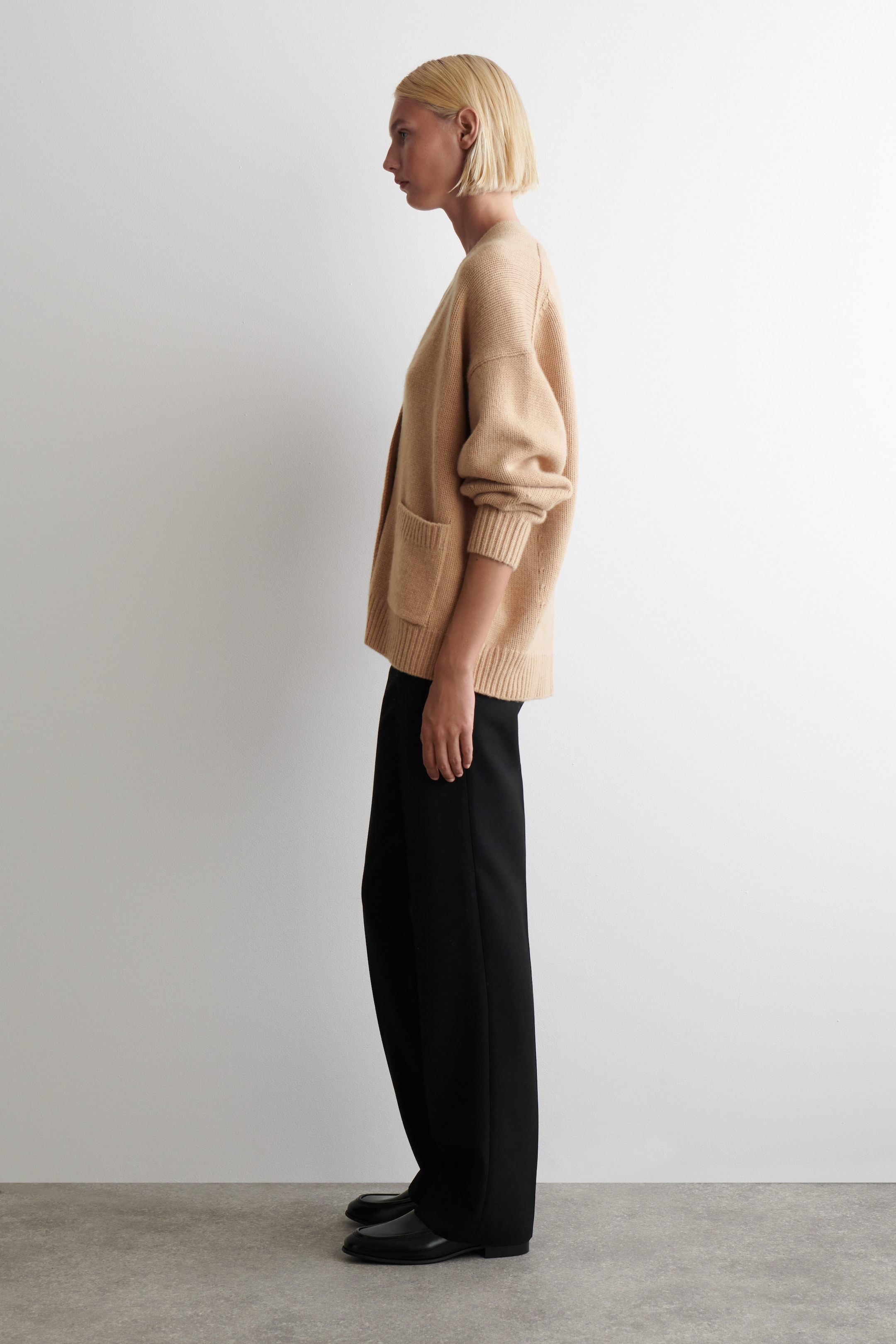 OVERSIZED CASHMERE-BLEND CARDIGAN