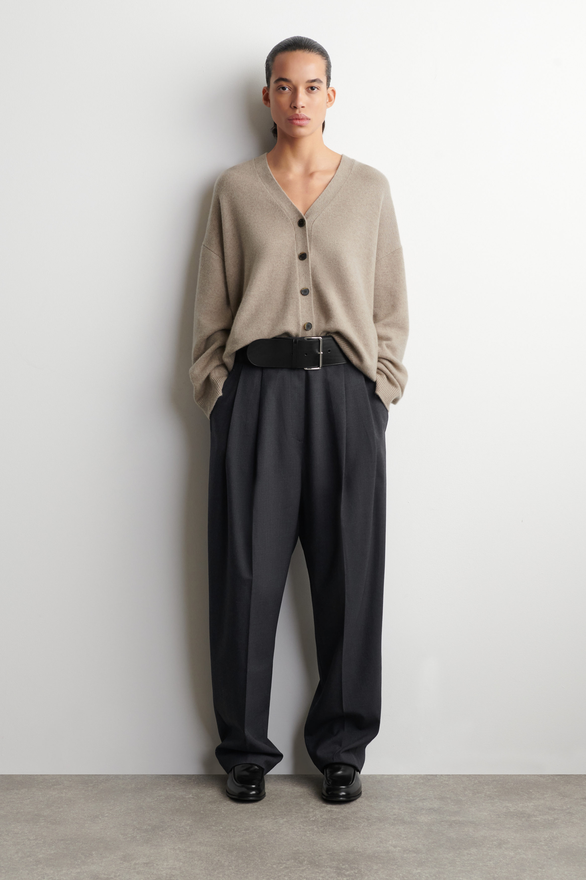 CASHMERE V-NECK CARDIGAN - BEIGE | COS US CASHMERE V-NECK CARDIGAN - BEIGE | COS US