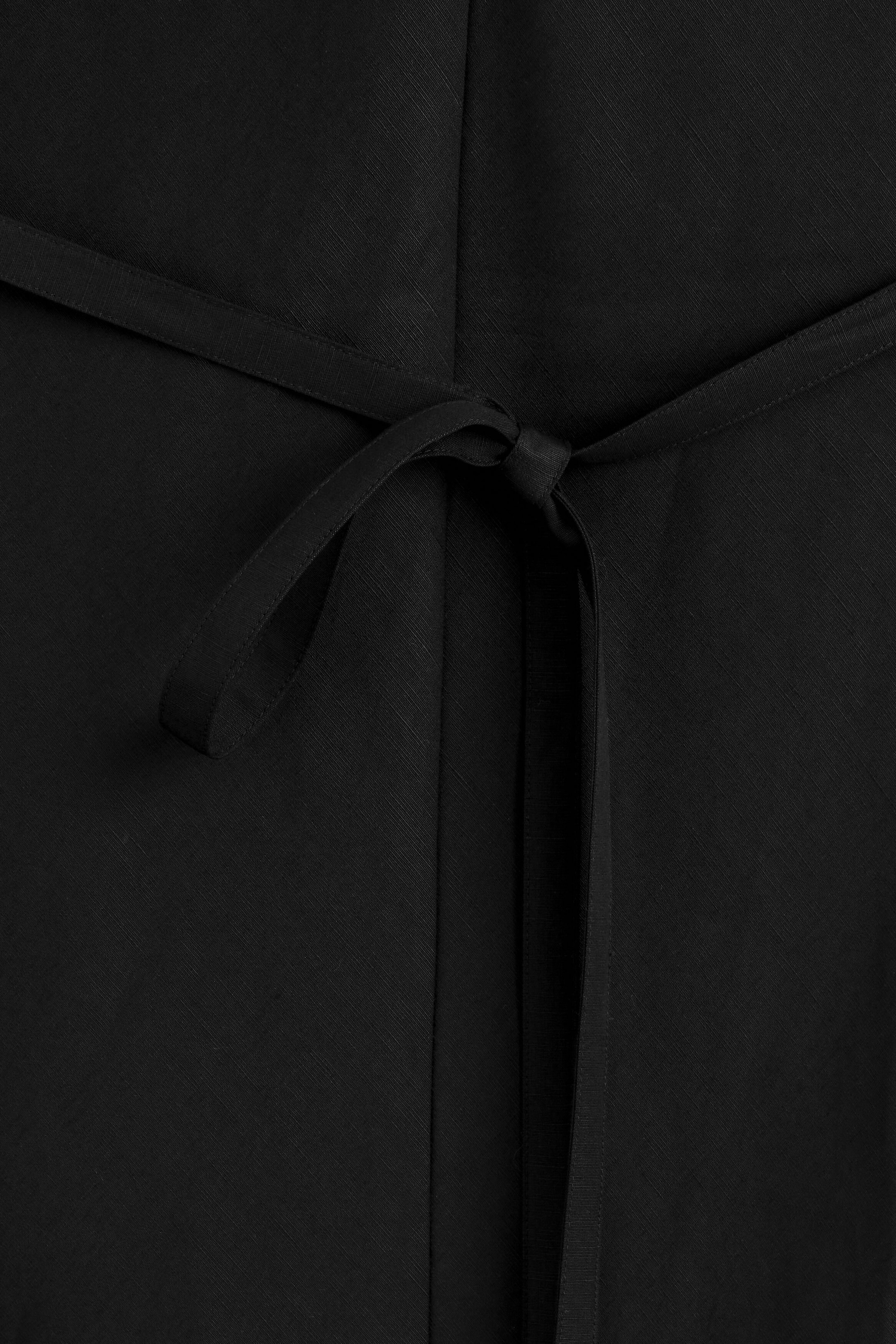 StillMedia/DescriptiveDetail