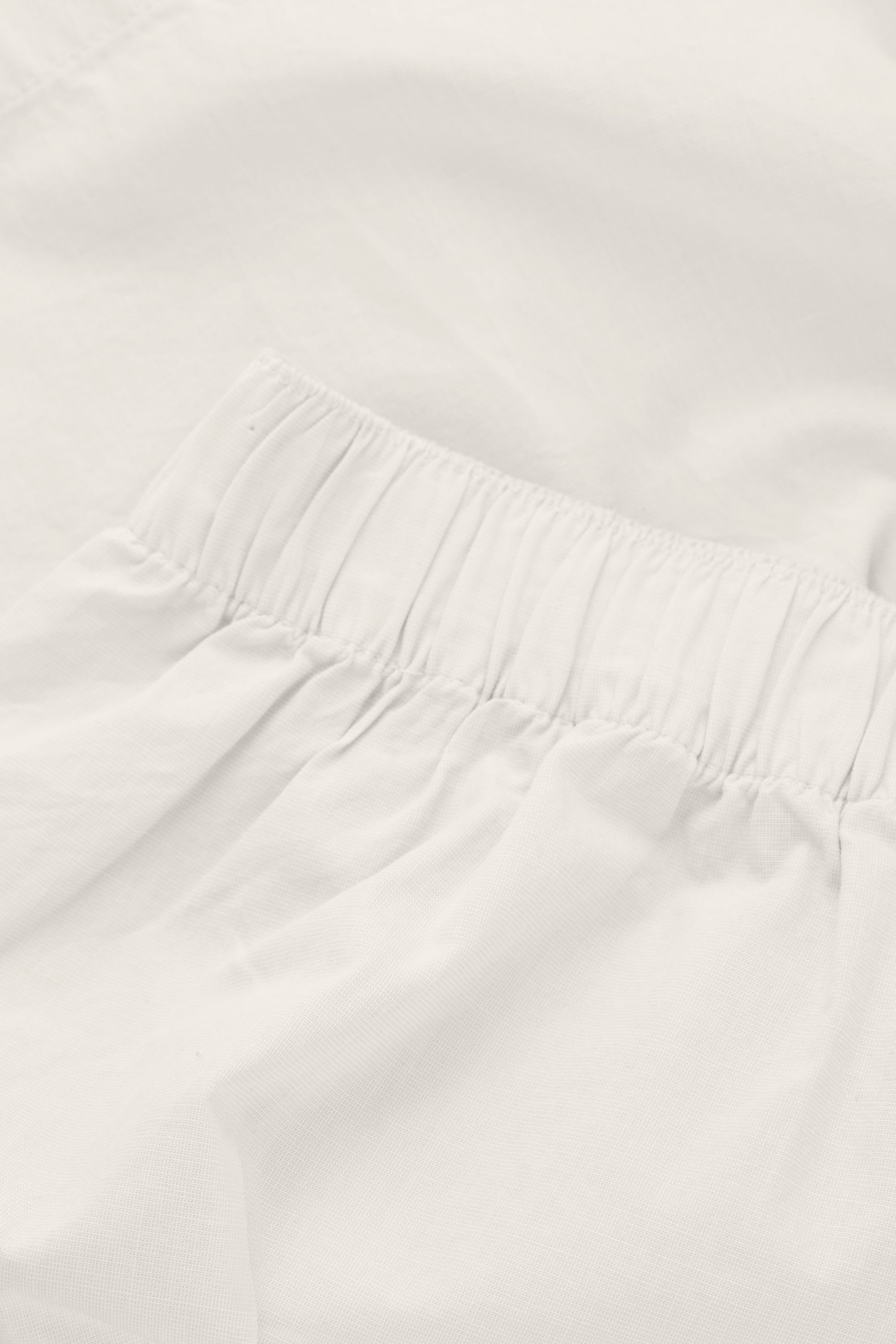 StillMedia/DescriptiveDetail