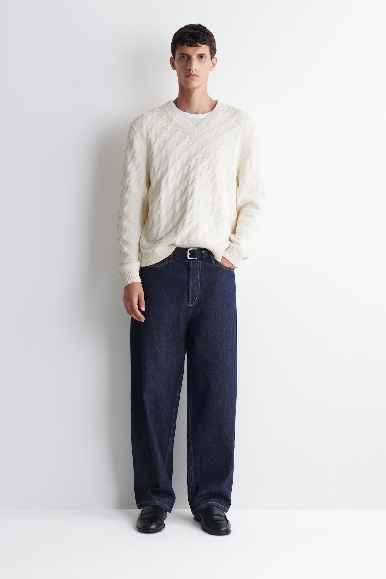 CABLE-KNIT COTTON-SILK V-NECK SWEATER — OFF-WHITE