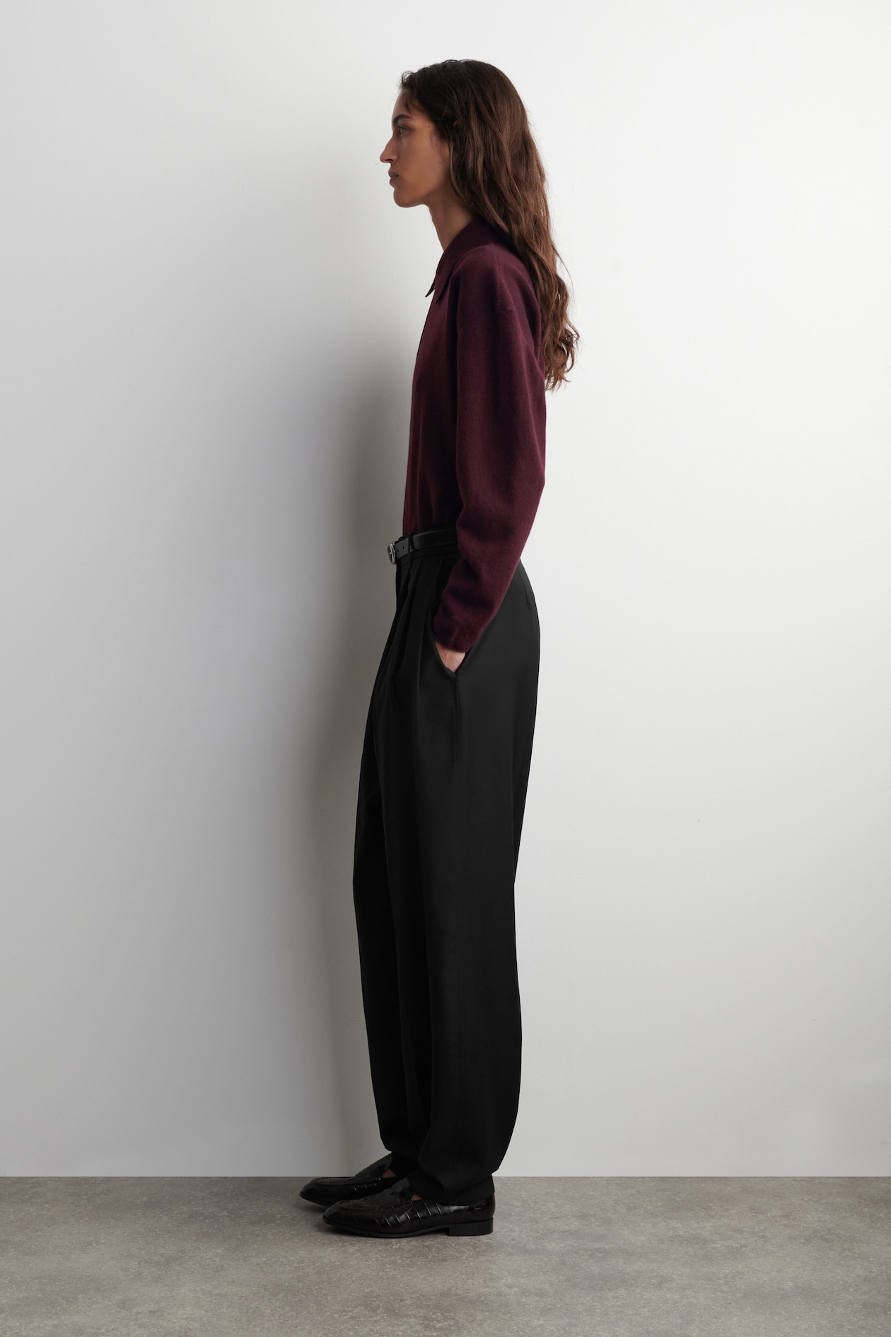 MERINO WOOL-YAK ZIP-UP POLO SHIRT — BURGUNDY