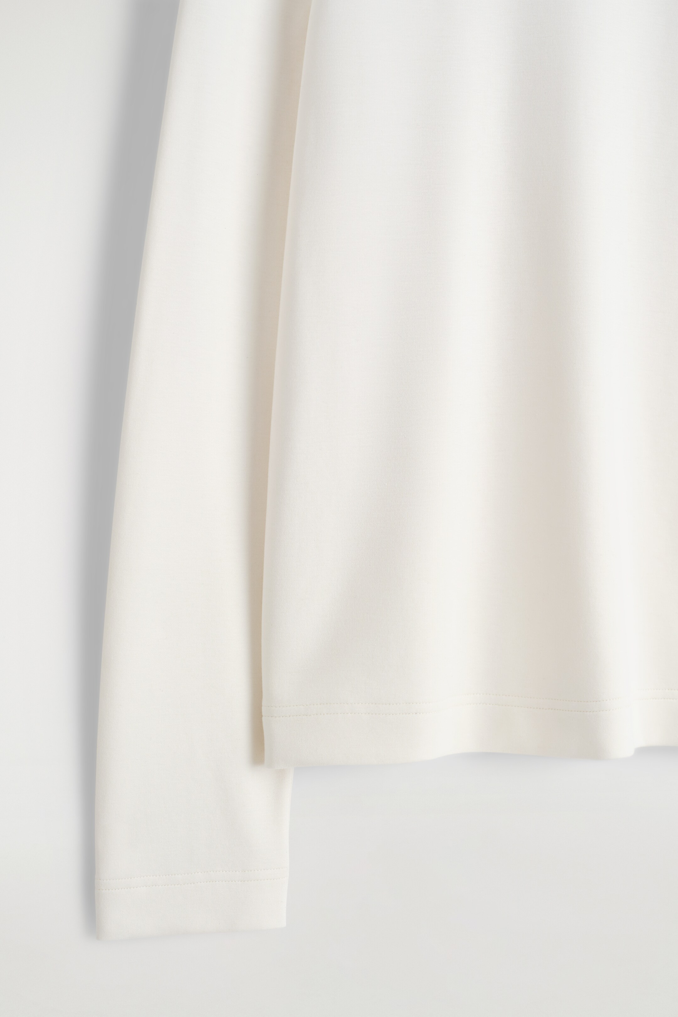 Visualizza immagine più grande: TOP IN JERSEY CON COLLO ALTO - BIANCO - DONNA | H&M IT 7