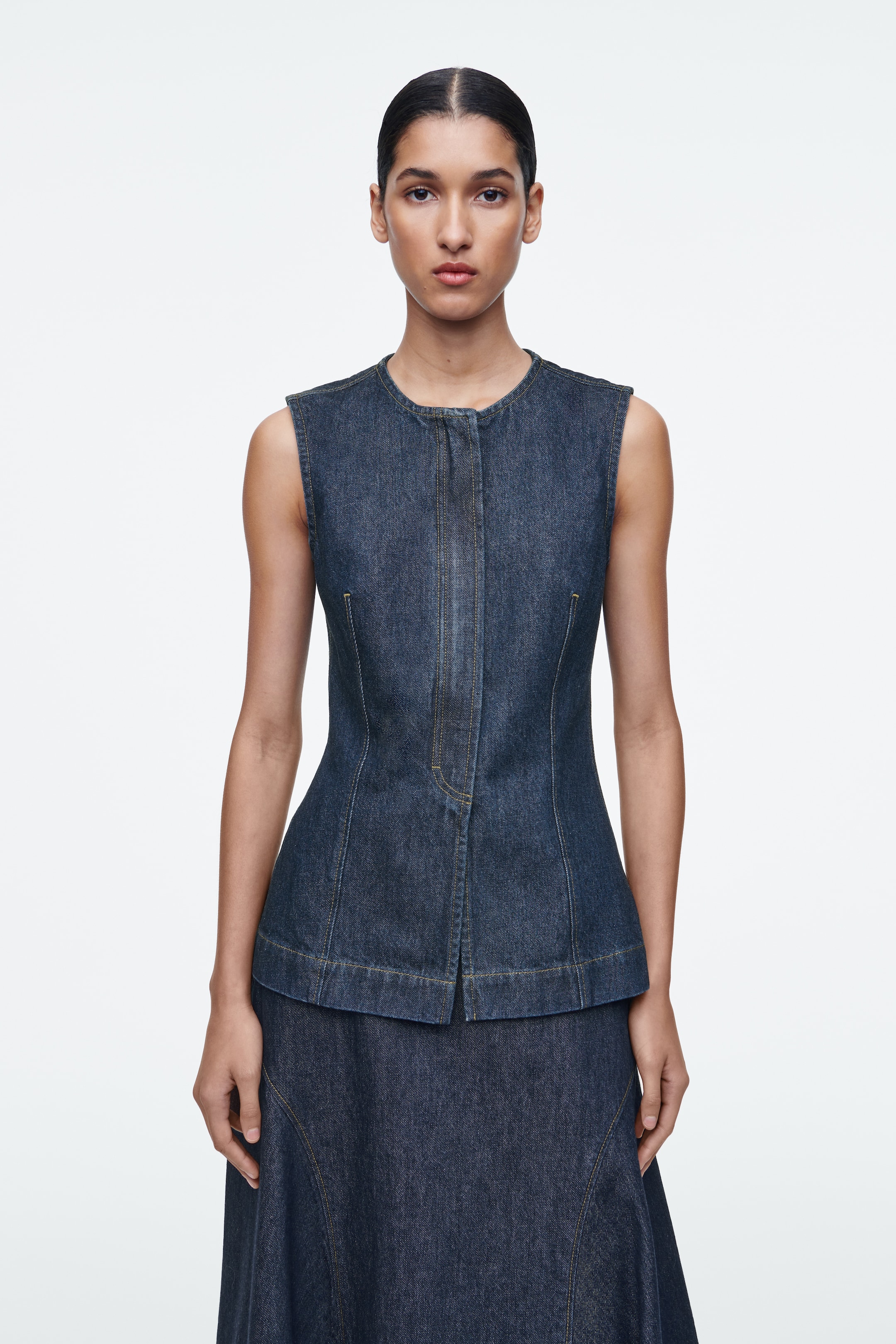 Ingrandisci l'immagine: SLEEVELESS DENIM TOP - RAW INDIGO - DONNA | H&M CH 1