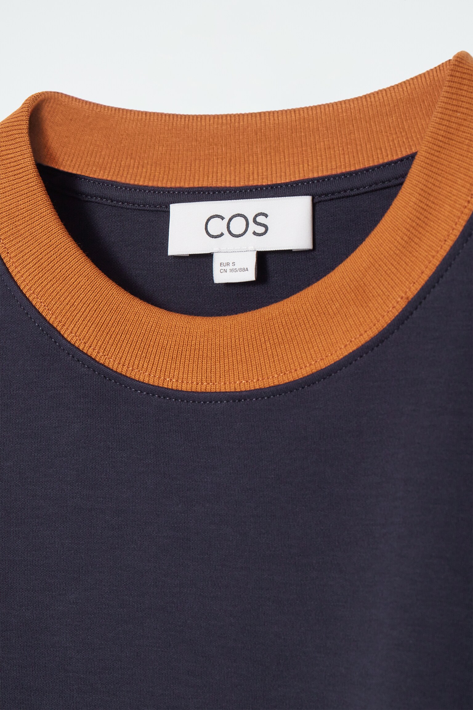 CLEAN CUT REGULAR T-SHIRT - NAVY / ORANGE/WHITE/black/GREY MARL/DARK BROWN/WHITE / BURGUNDY / STRIPED/KHAKI/PINK / NAVY/WHITE / BLACK/NAVY / STRIPED/NAVY/BLACK / GREEN / STRIPED/DARK RED/ORANGE / WHITE / STRIPED/LIGHT BEIGE/BLUE / STRIPED/NAVY / WHITE / STRIPED/PINK/BRIGHT BLUE/GREEN / ECRU/WHITE / BLACK / STRIPED/COBALT BLUE/CHARCOAL MÉLANGE/BLACK / STRIPED/BURGUNDY/RED/LIGHT PINK/MAROON/BEIGE / STRIPED/OLIVE GREEN/off-white / black/WHITE / ORANGE / STRIPED/OFF-WHITE / BURGUNDY/STEEL BLUE/KHAKI - 2
