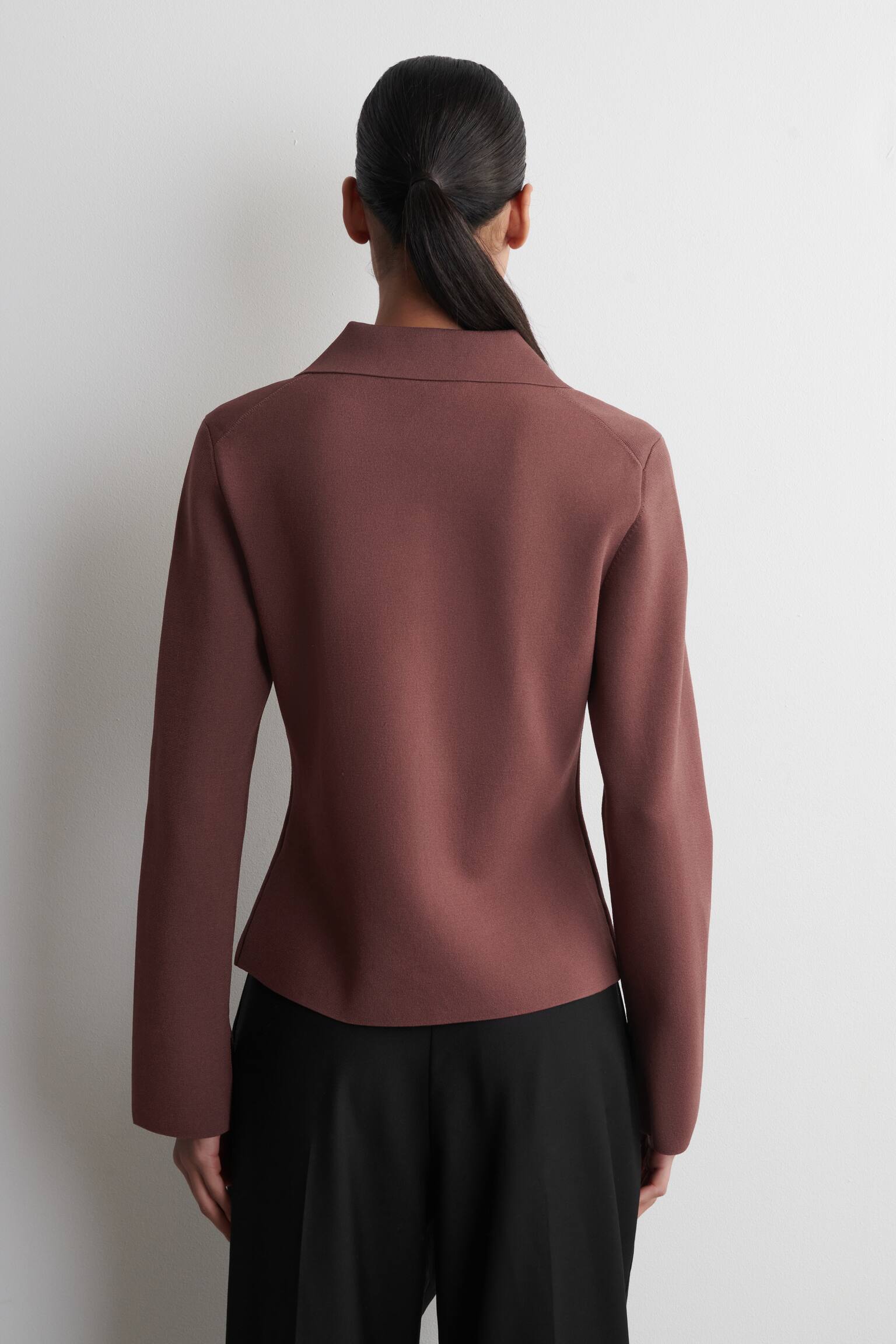 WAISTED MILANO-KNIT CARDIGAN - חום/חום כהה - 6