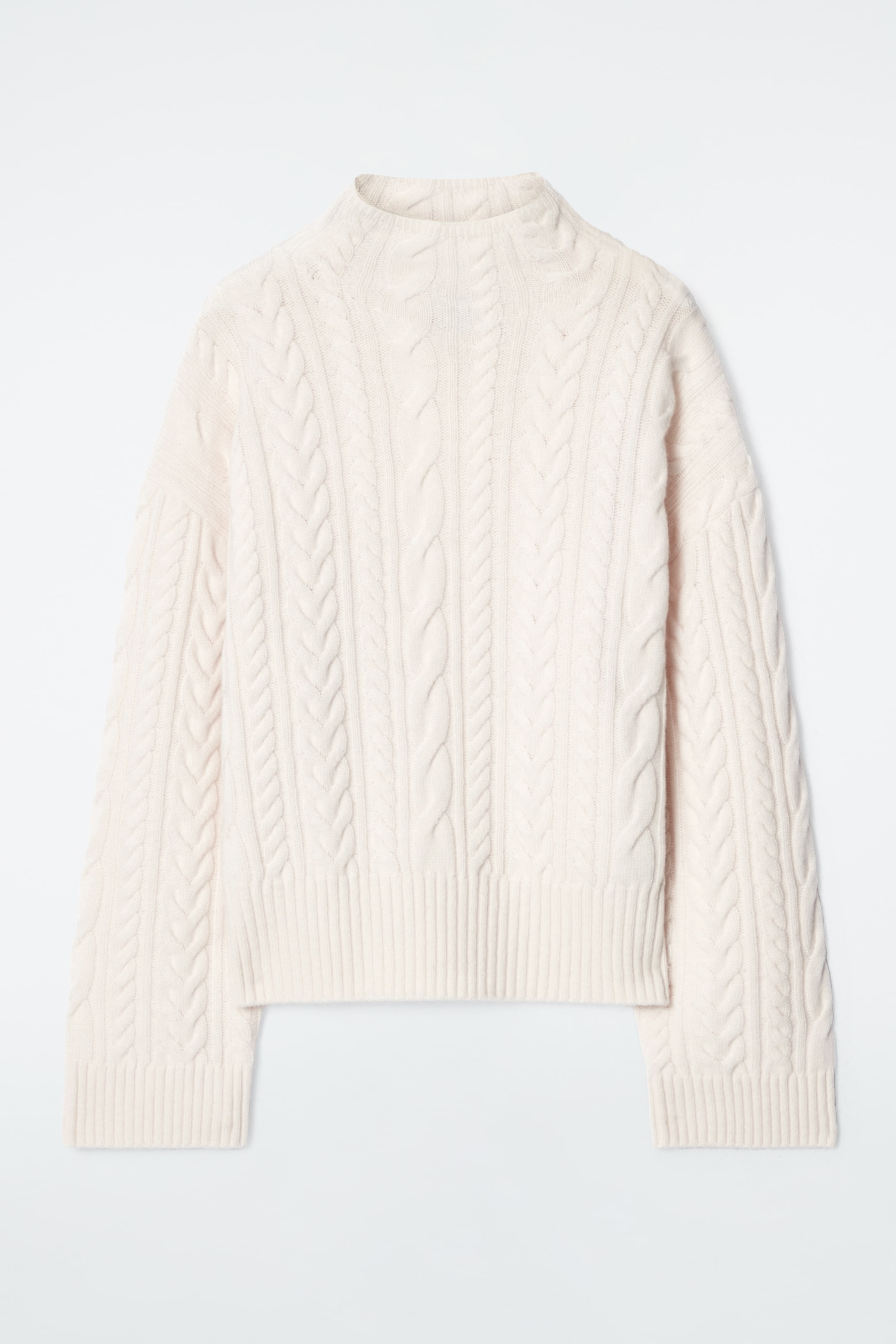 Grotere afbeelding bekijken: CABLE-KNIT WOOL FUNNEL-NECK JUMPER - IVORY - DAMES | H&M NL 1