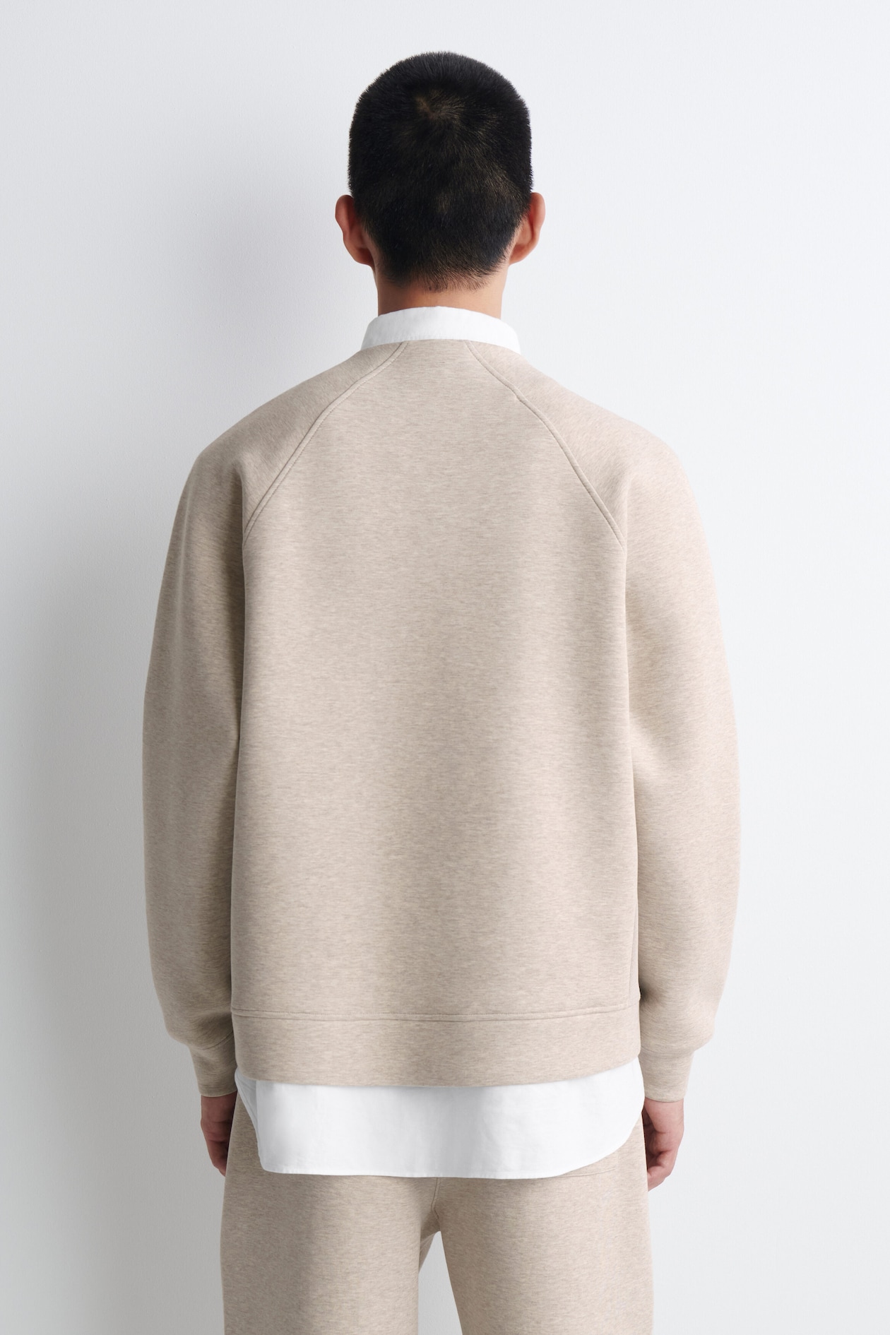 RELAXED SCUBA HENLEY TOP — BEIGE MÉLANGE