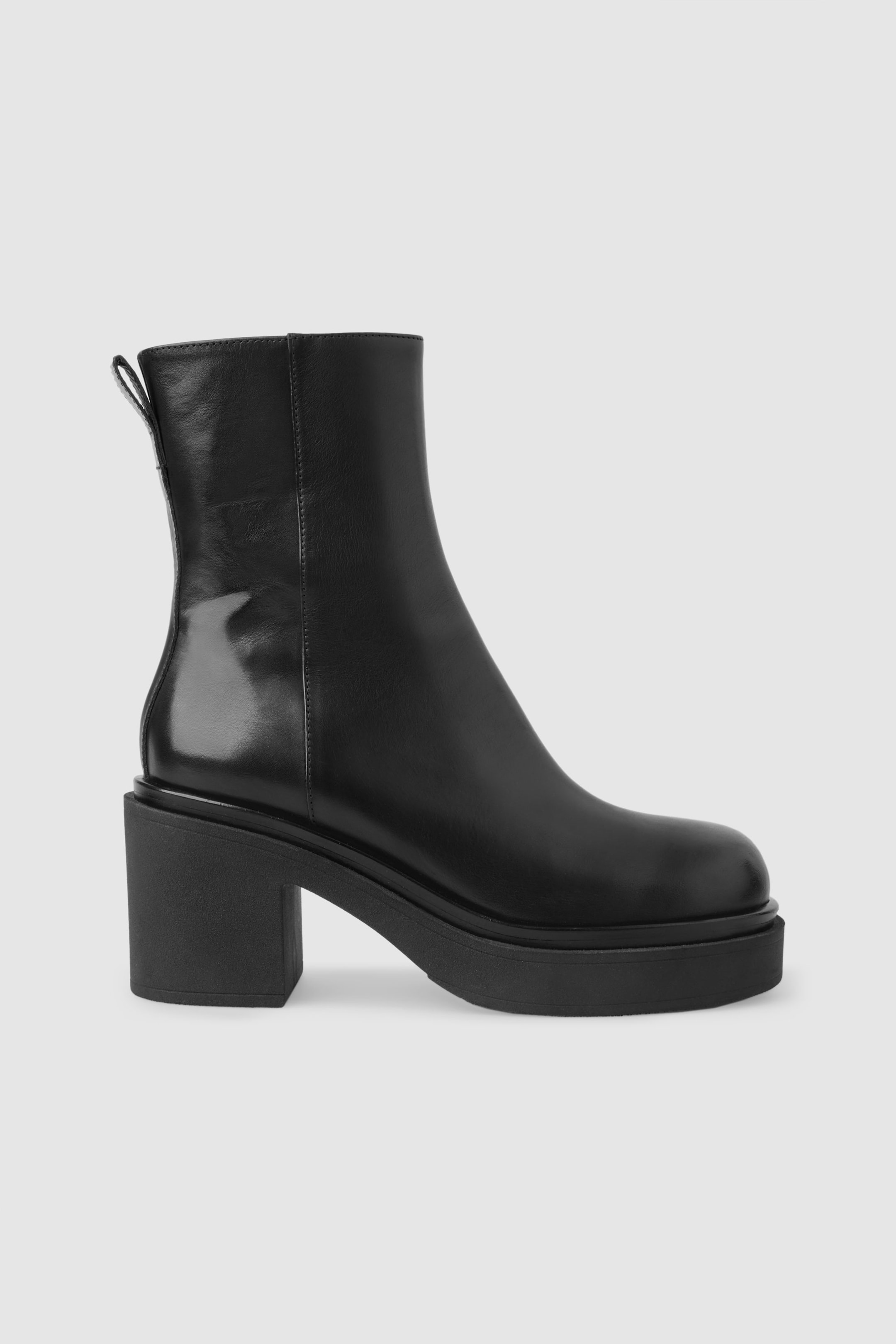 StillMedia/DescriptiveStillLife