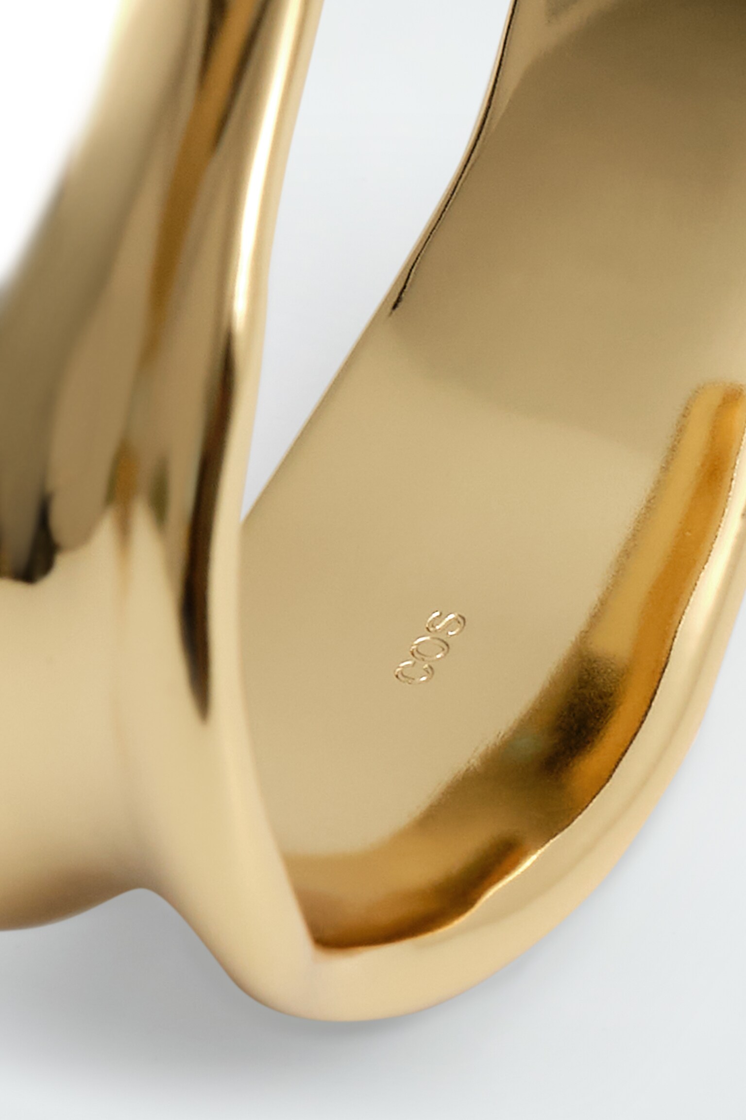 BRAZALETE ESCULPIDO DELGADO - DORADO/PLATEADO - 3