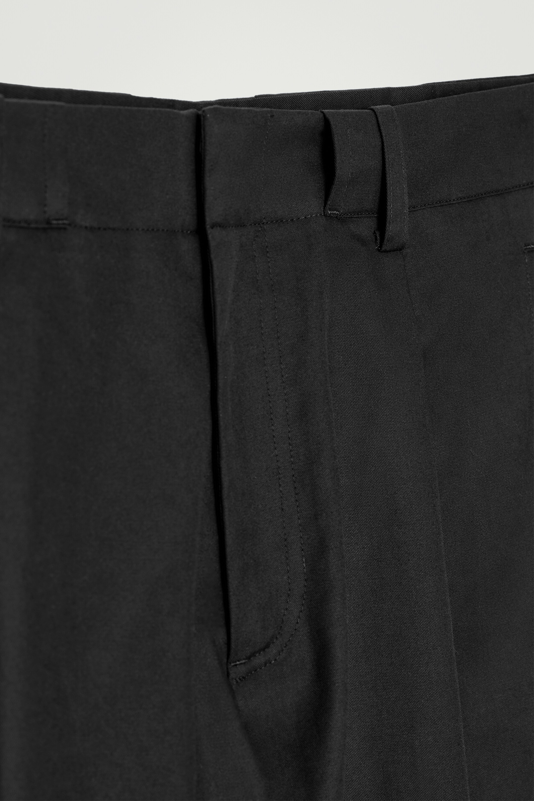 Agrandir l'image: PANTALON FUSELÉ EN COTON À REVERS - NOIR - HOMME | H&M FR 6