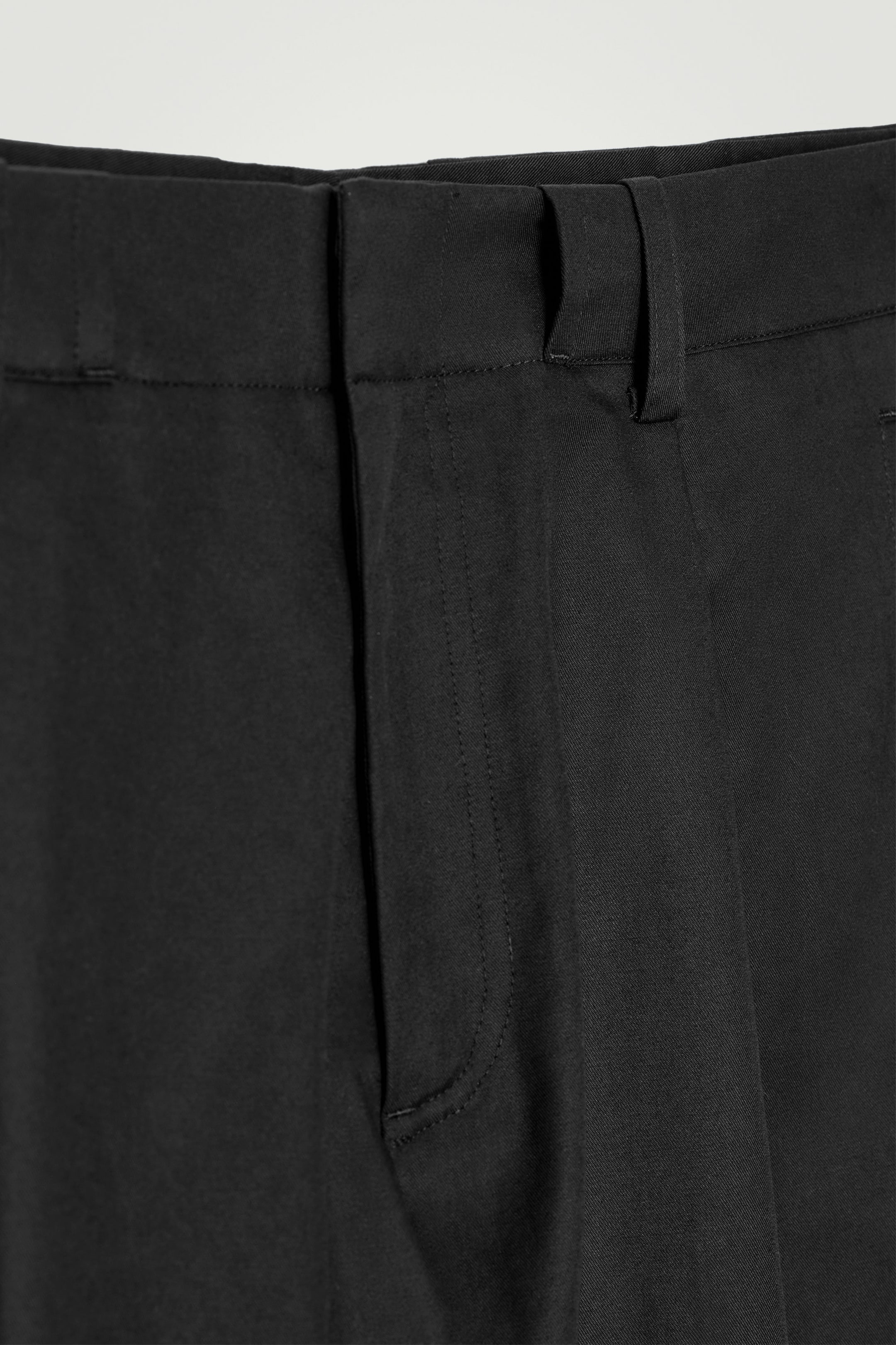 PANTALONI AFFUSOLATI CON RISVOLTO IN COTONE