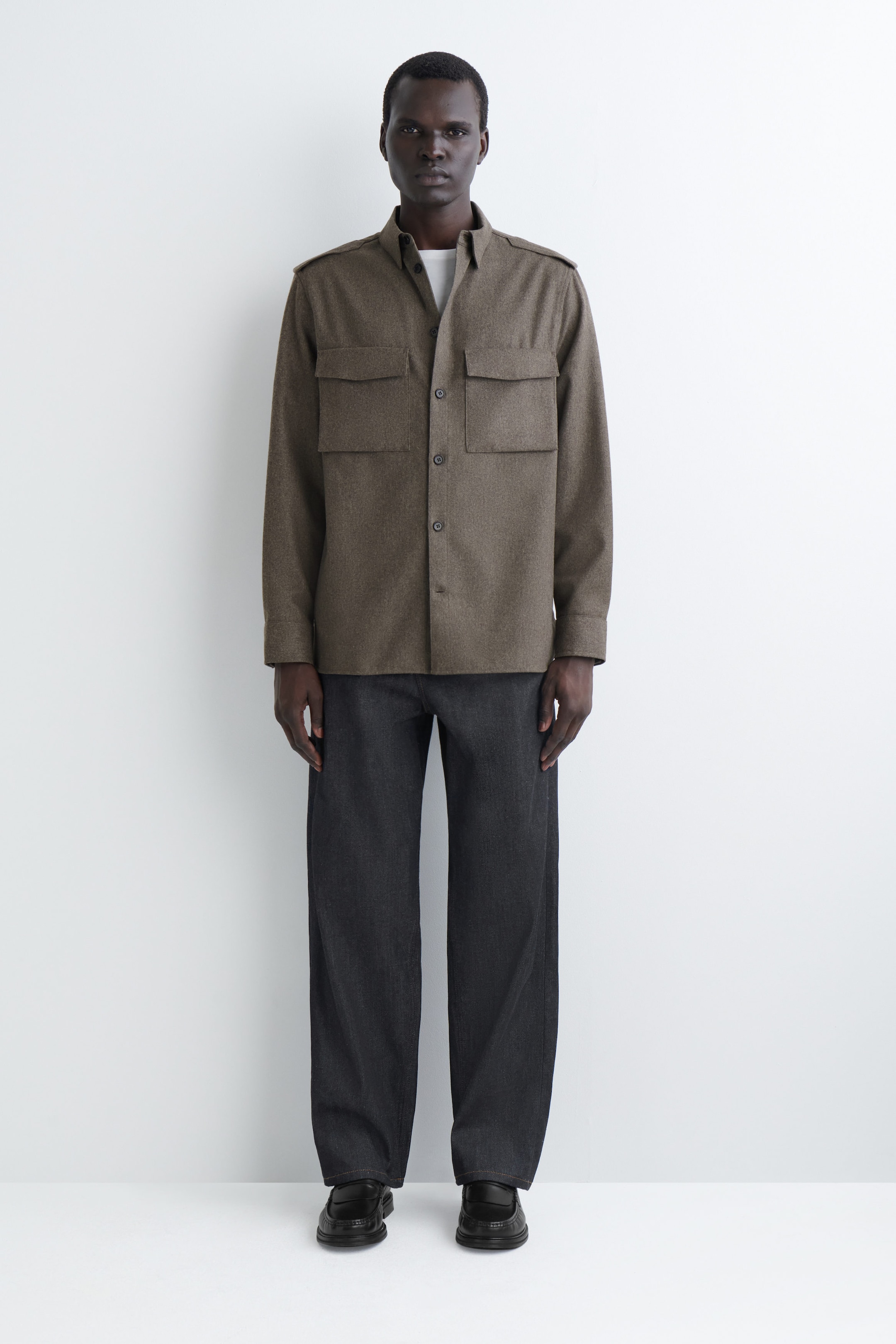 BUTTON-DOWN COLLAR WOOL SHIRT
