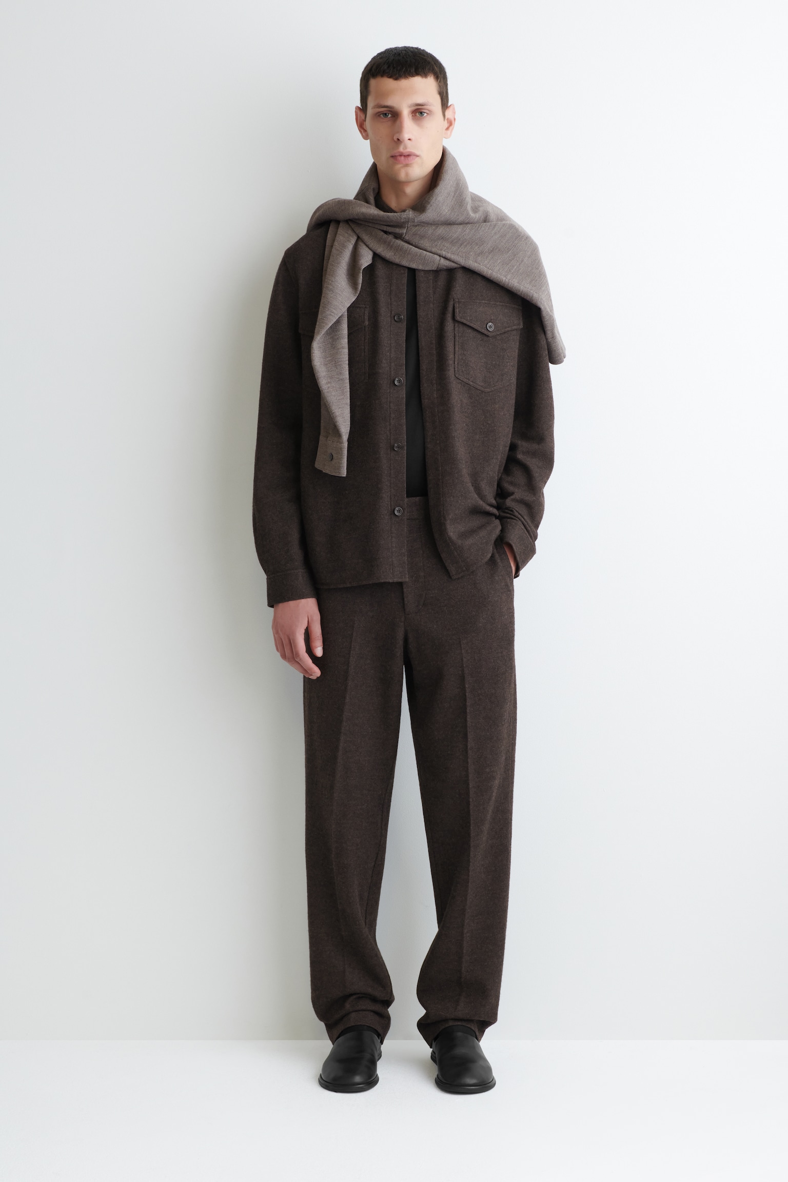 ELASTICATED BOILED-WOOL TROUSERS - DARK BROWN/DARK KHAKI
