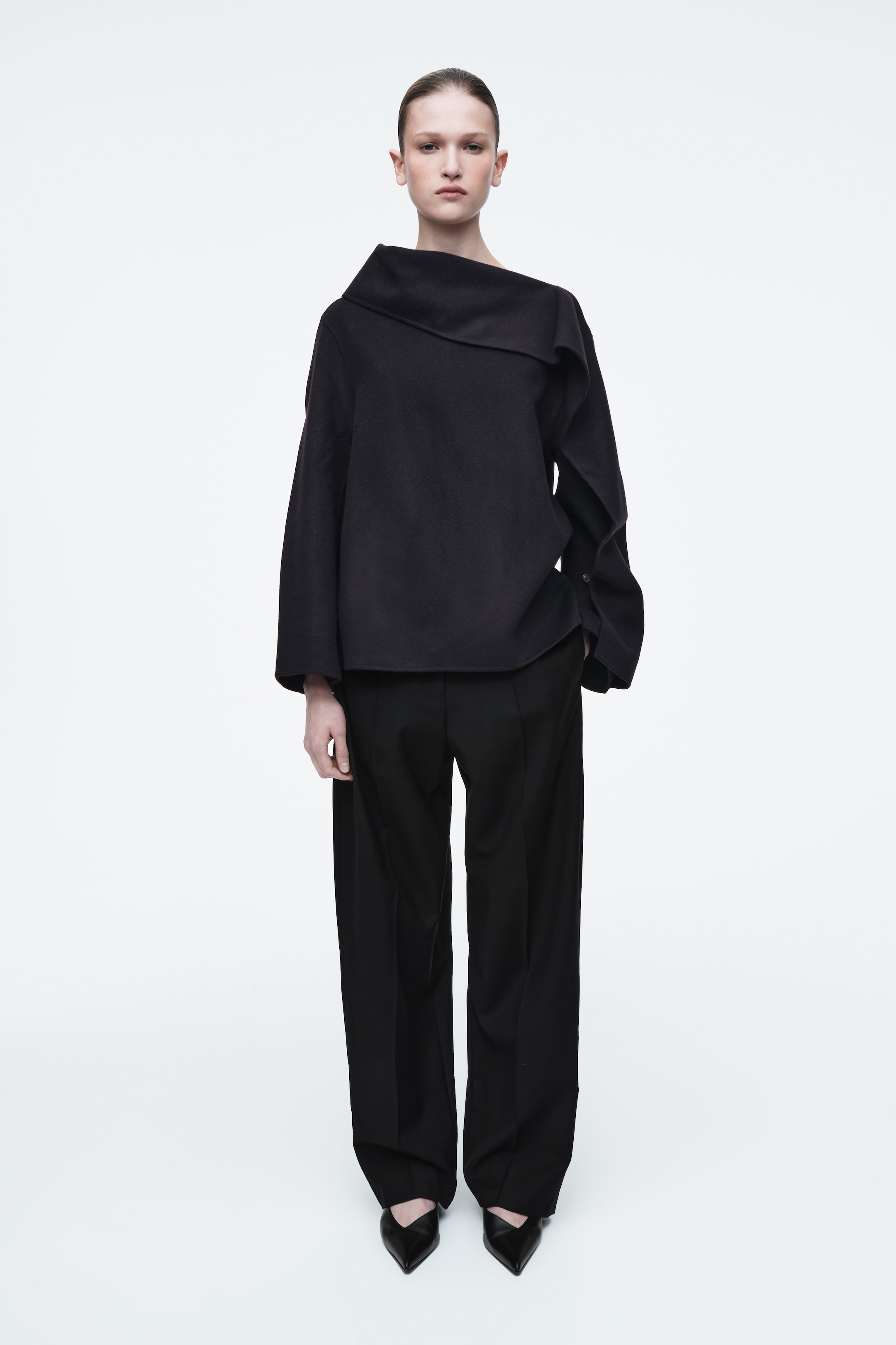 Grotere afbeelding bekijken: ASYMMETRISCHE DUBBELZIJDIGE WOLLEN TOP - MARINEBLAUW - DAMES | H&M NL 2