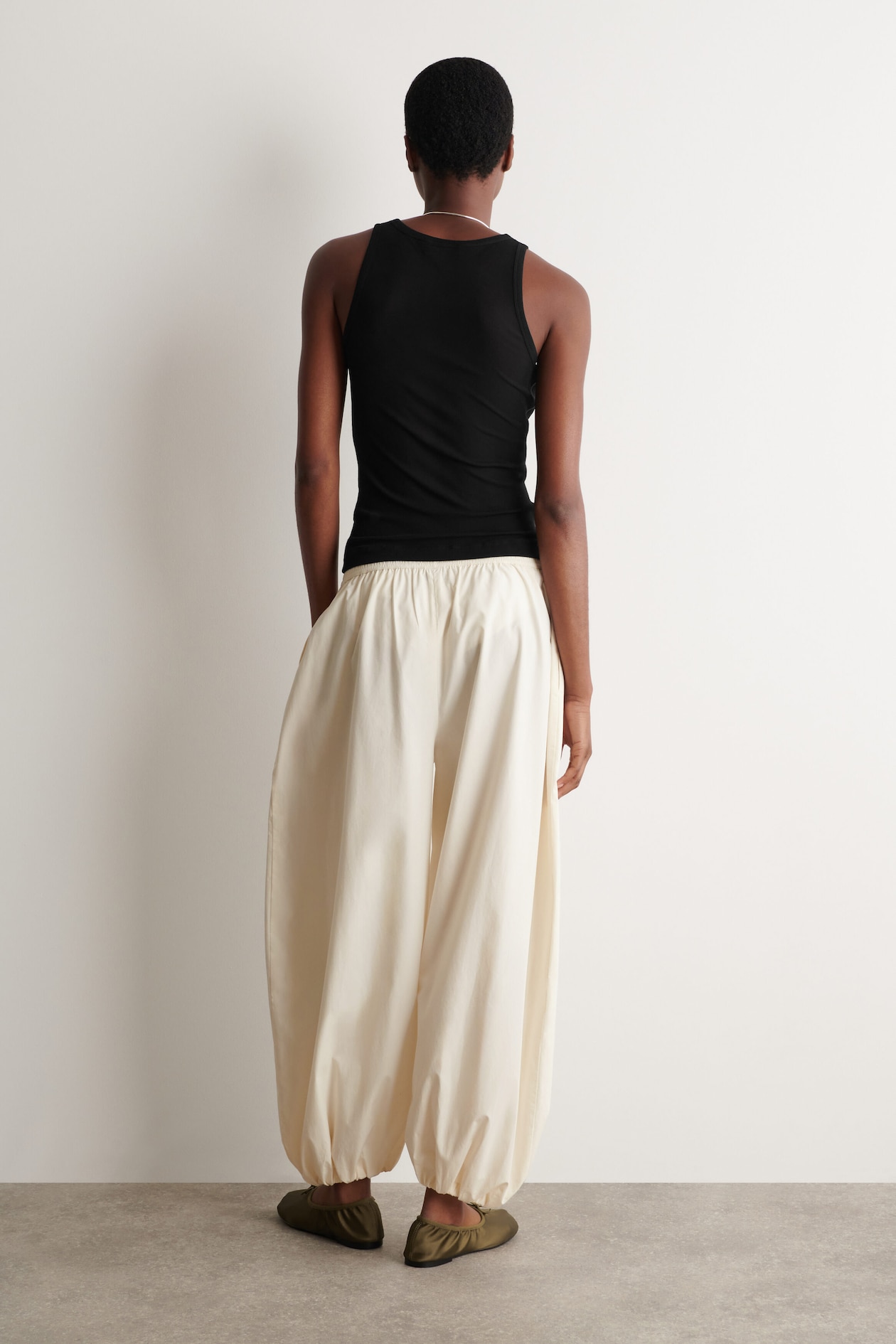 FLUID COTTON BALLOON PANTS — IVORY