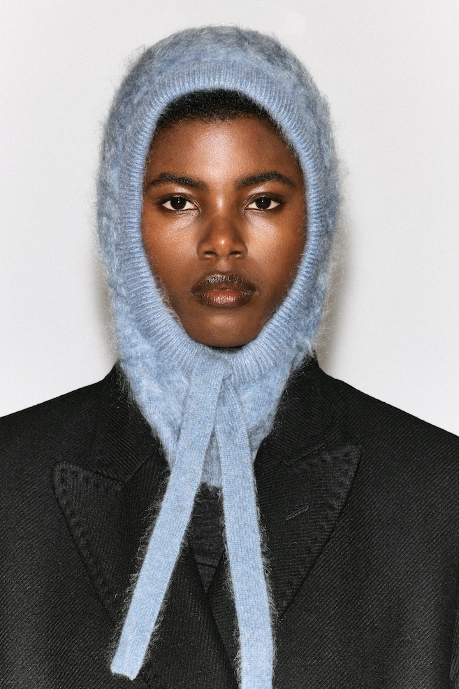 BRUSHED-CASHMERE HOOD — POWDER BLUE