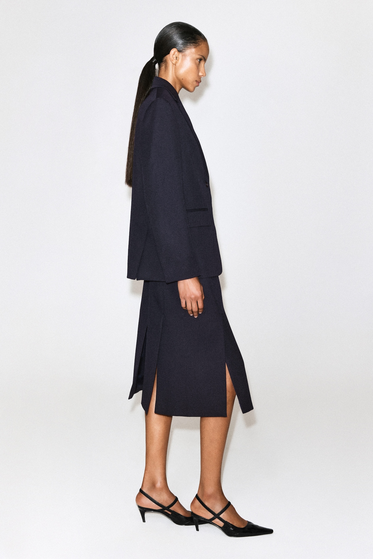 SINGLE-BREASTED WOOL BLAZER — MIDNIGHT
