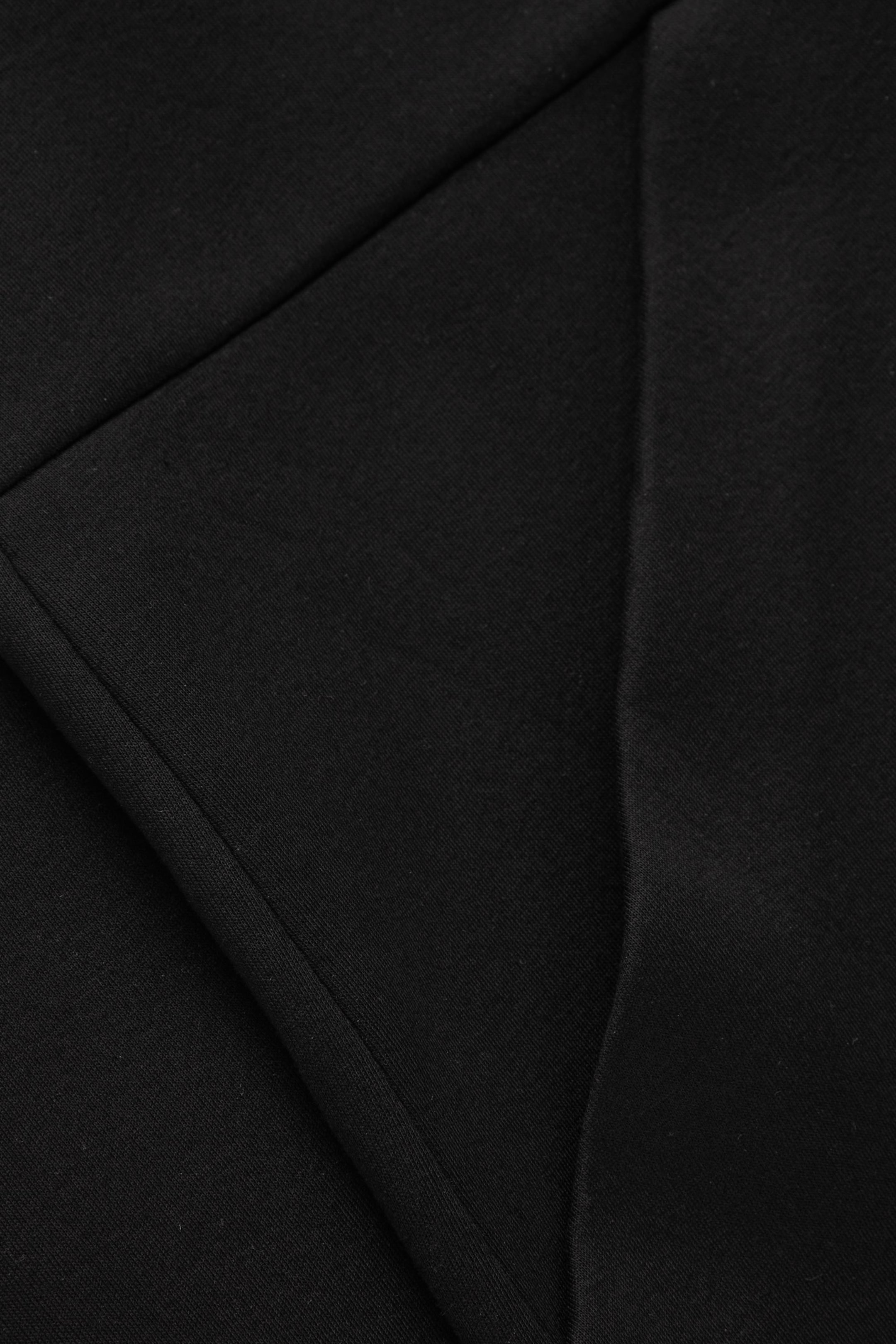 StillMedia/DescriptiveDetail