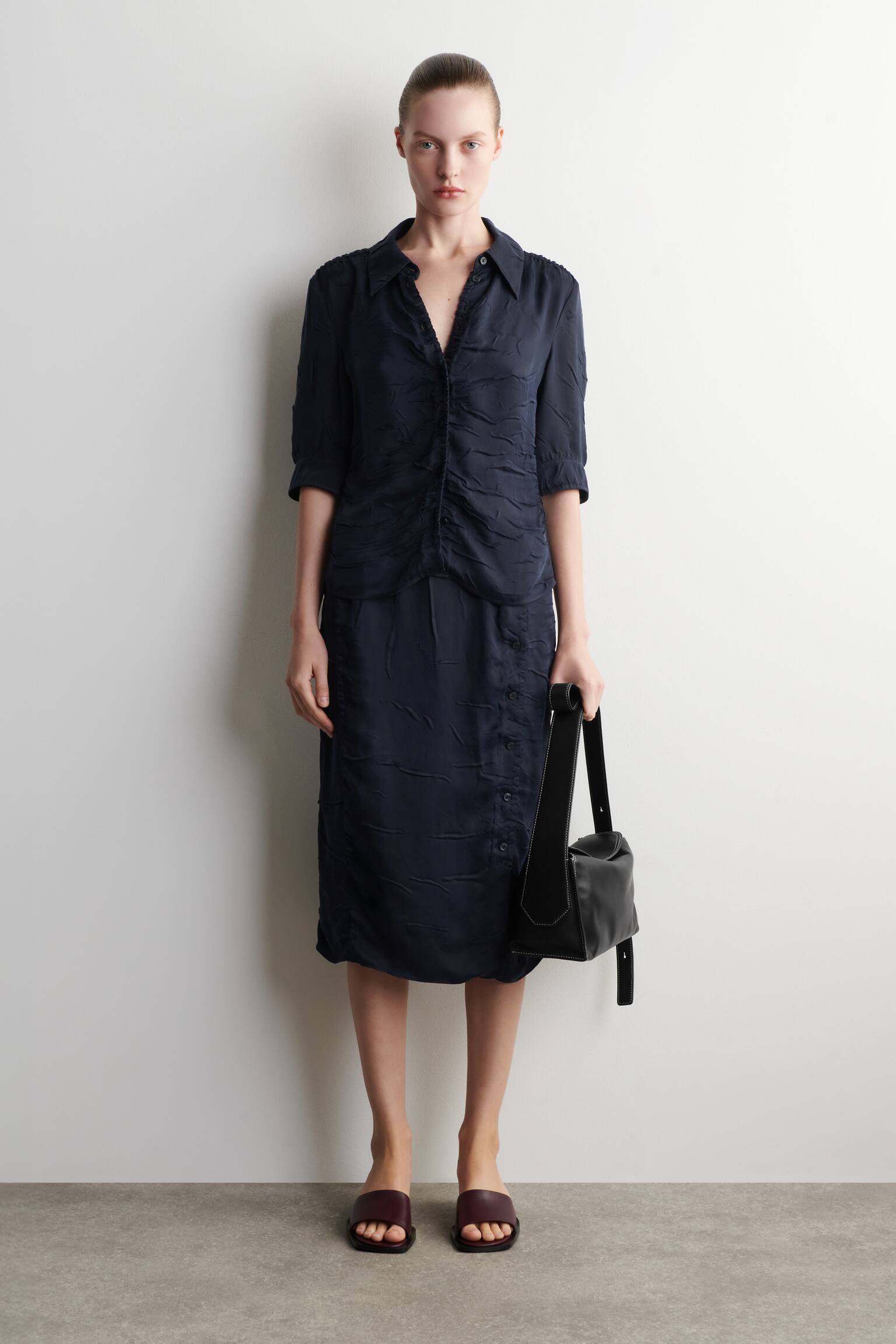 CAMISA FRUNCIDA ARRUGADA - AZUL MARINO - 4