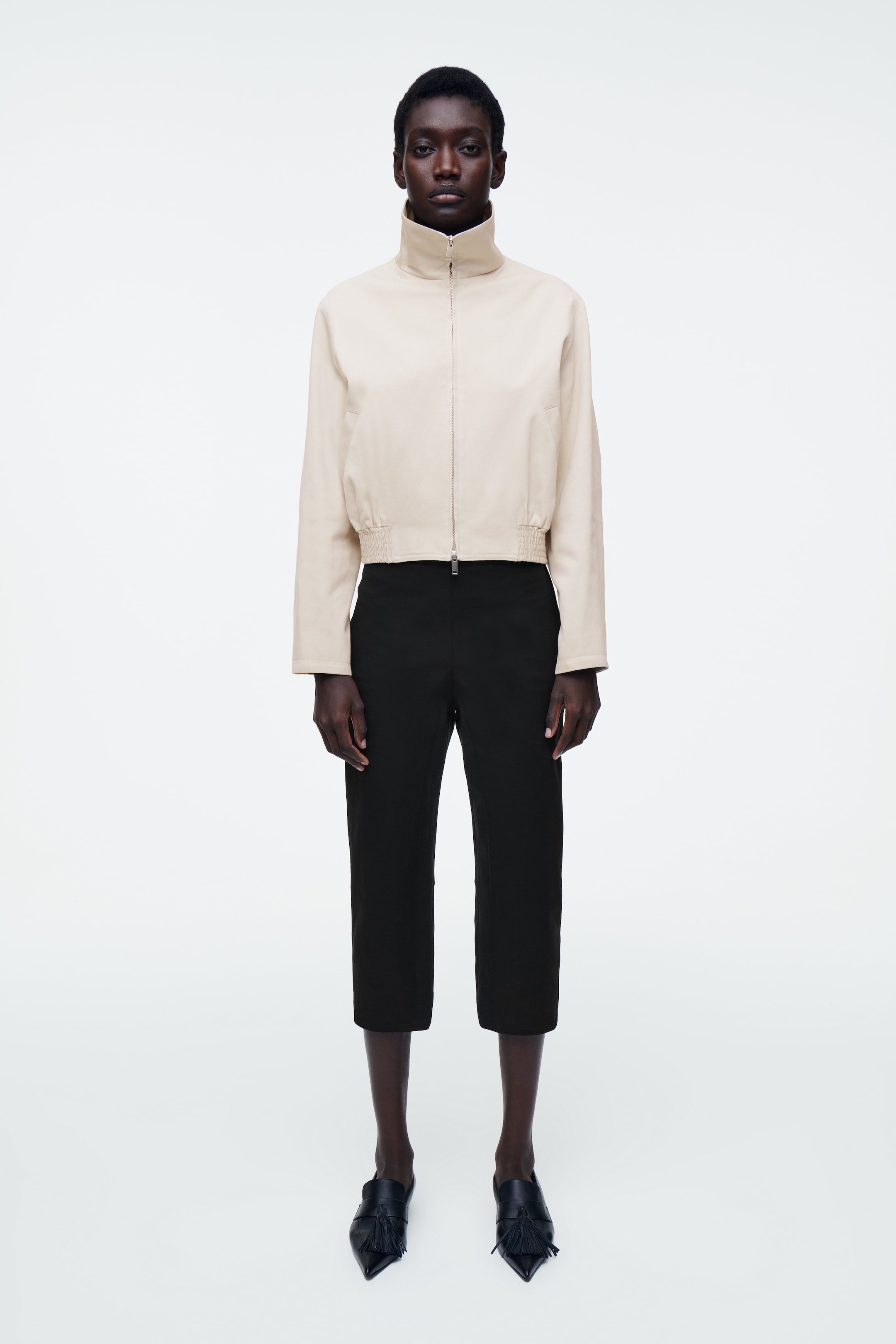 Größeres Bild ansehen: BOMBERJACKE MIT STEHKRAGEN - HELLES BEIGE - Ladies | H&M DE 3