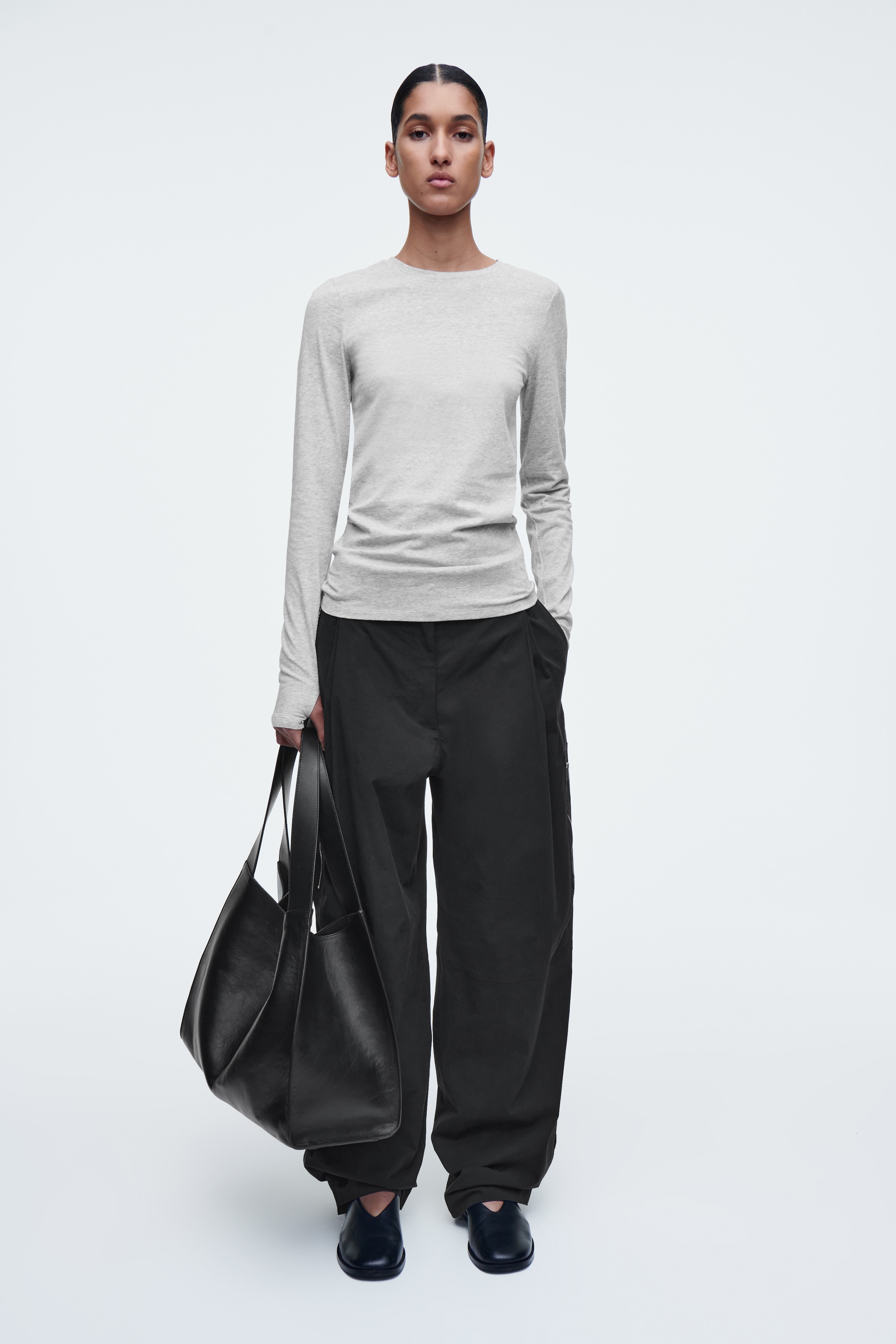 Vezi imaginea mai mare: Bluză subțire, ușoară, cu mâneci lungi - GRI MELANJ - FEMEI | H&M RO 2