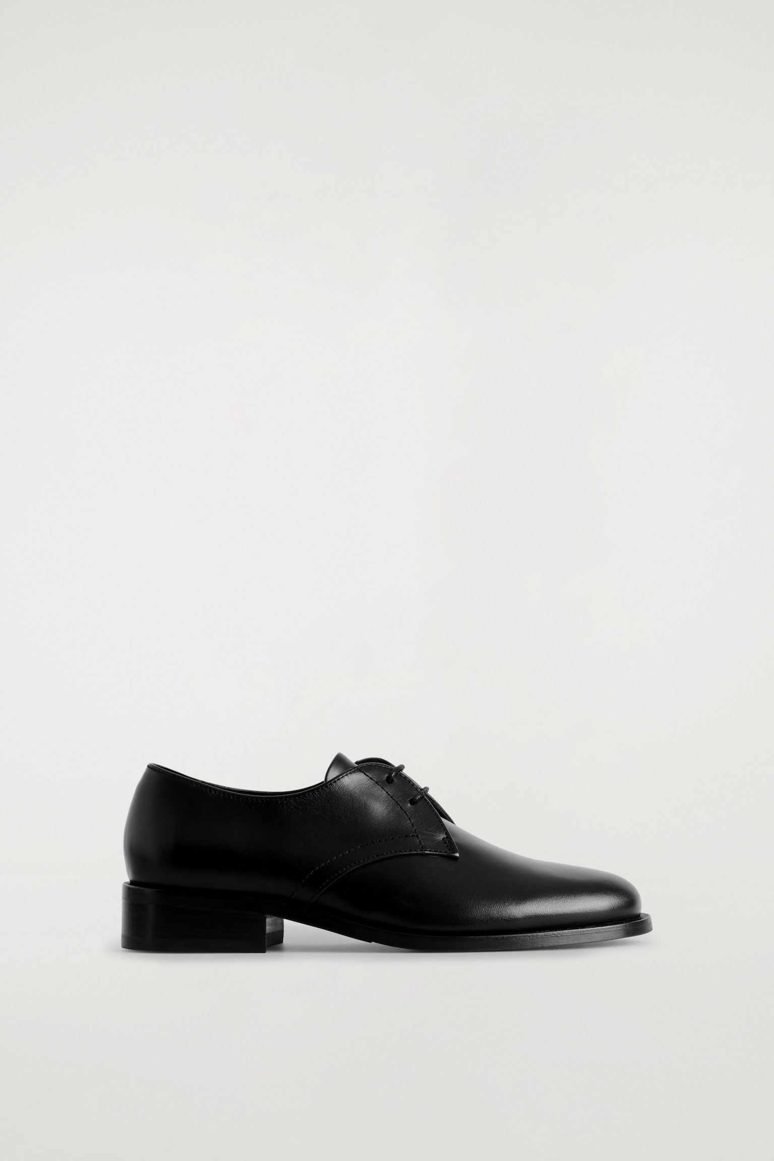 ZAPATOS DERBY DE PIEL - NEGRO