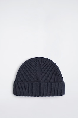 CHUNKY RIBBED WOOL BEANIE — NAVY 5