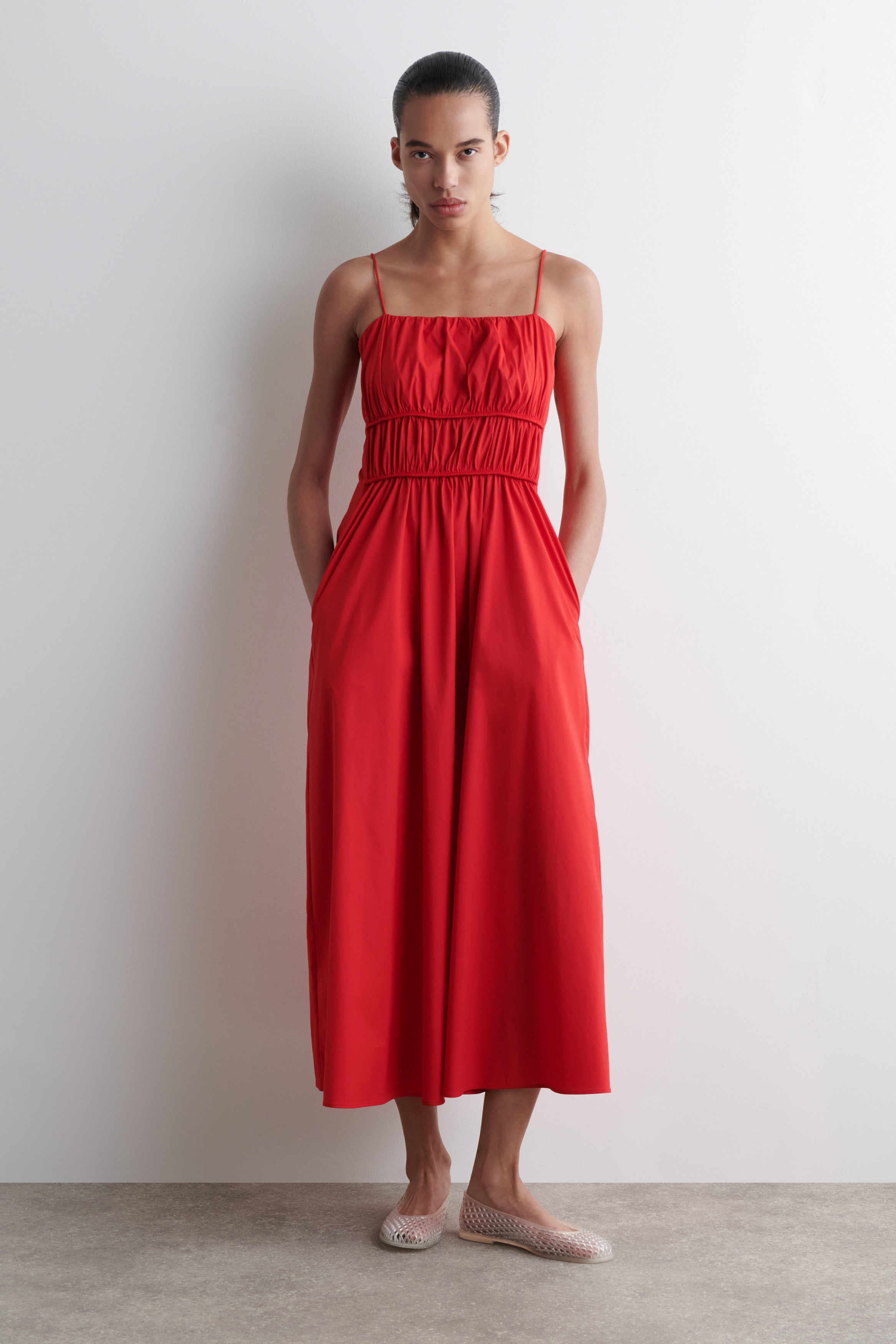 RED AND GREEN COTTON MIDIドレス Rhiannon Corset Midi Dress Red Multi Paisley Online | Zimmermann