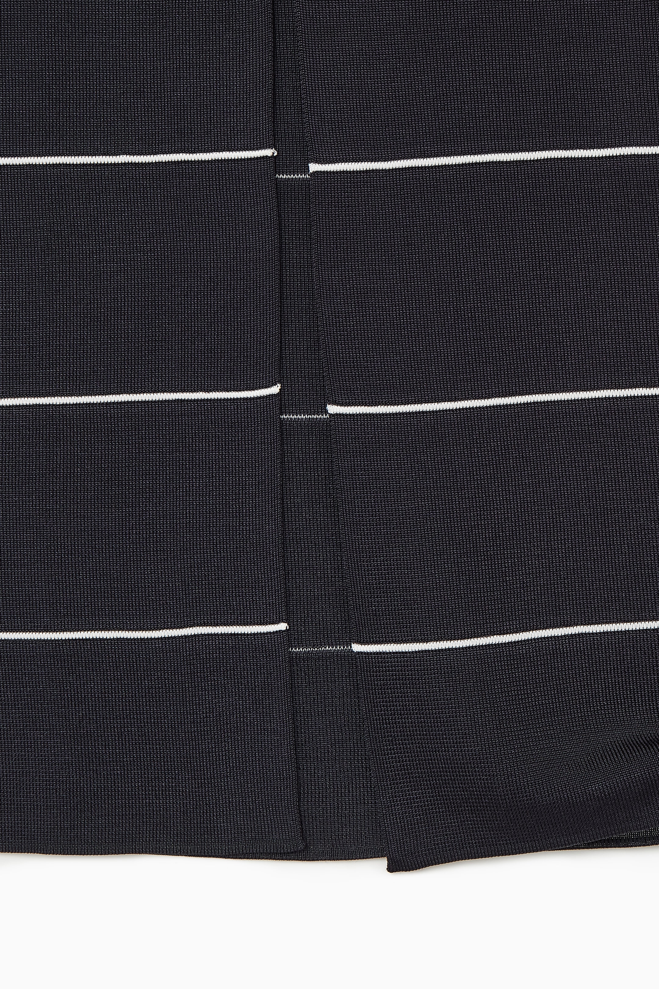 Agrandir l'image: JUPE LONGUE MAILLE RAYÉE - BLEU MARINE / RAYURES - FEMME | H&M CH 2
